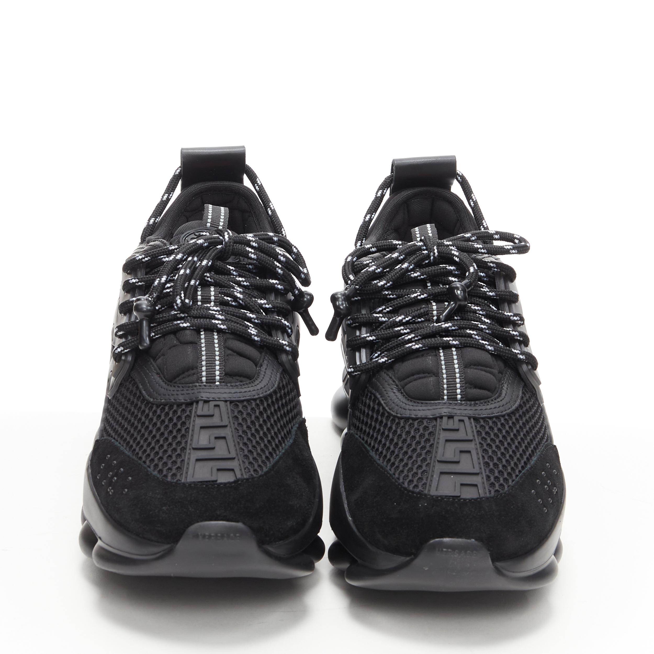 new VERSACE Chain Reaction Triple Black Nero low chunky sole sneaker EU40 US7 In New Condition In Hong Kong, NT