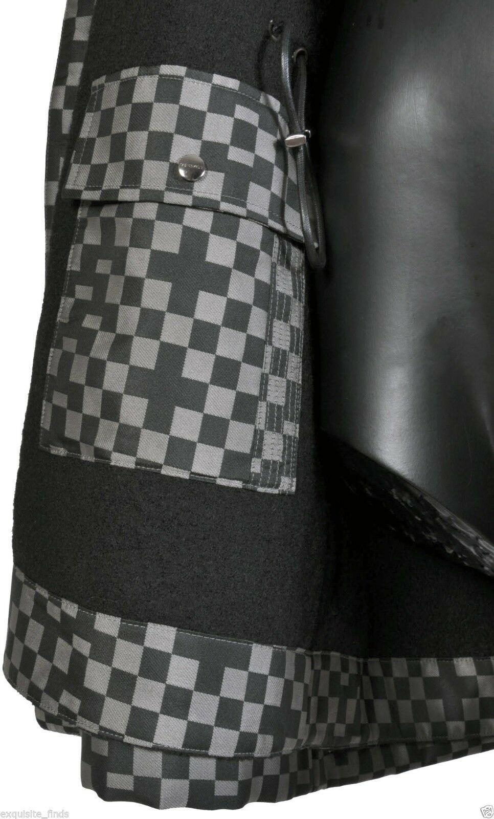 NEW VERSACE CHECKERED COAT with HOOD for MEN For Sale 4