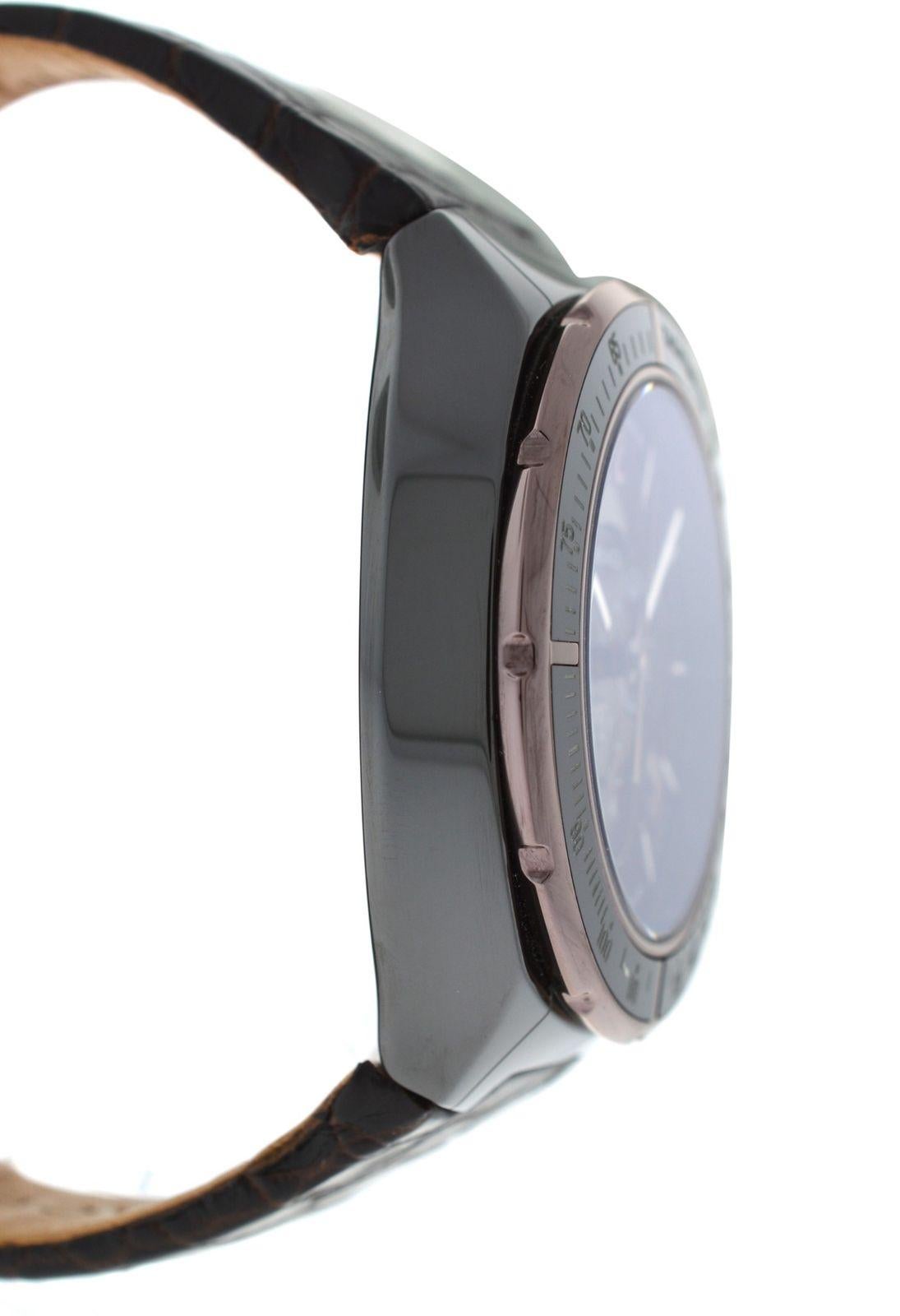 Modern New Versace DV One Cruise Ceramic Black Brown Quartz Watch For Sale