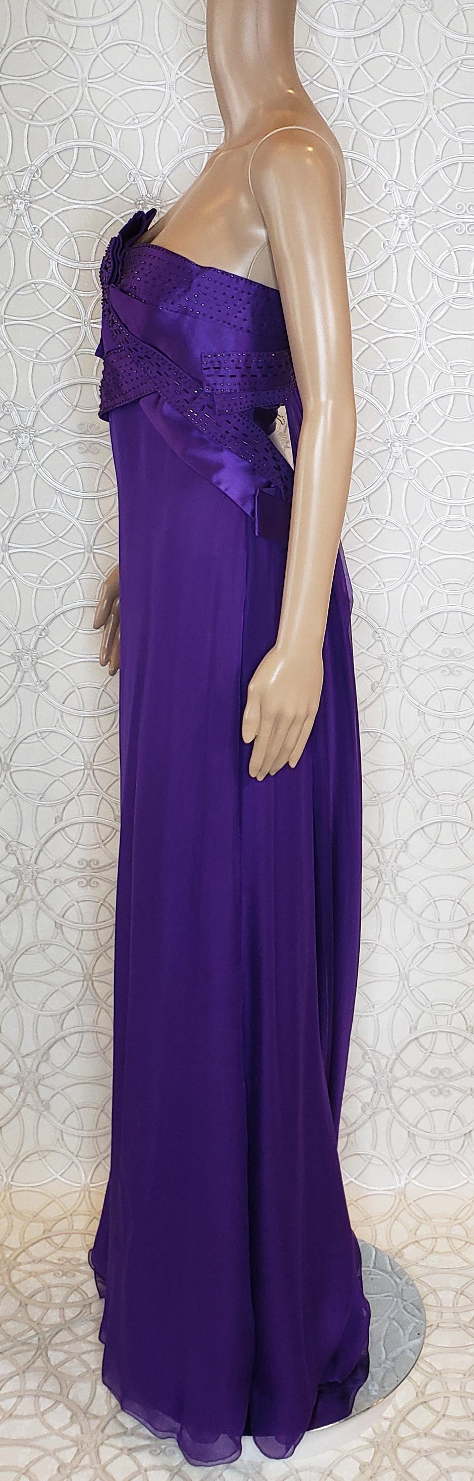 F/W 2008 Look # 46 VERSACE EMBELLISHED PURPLE GOWN Dress 44 - 8 3