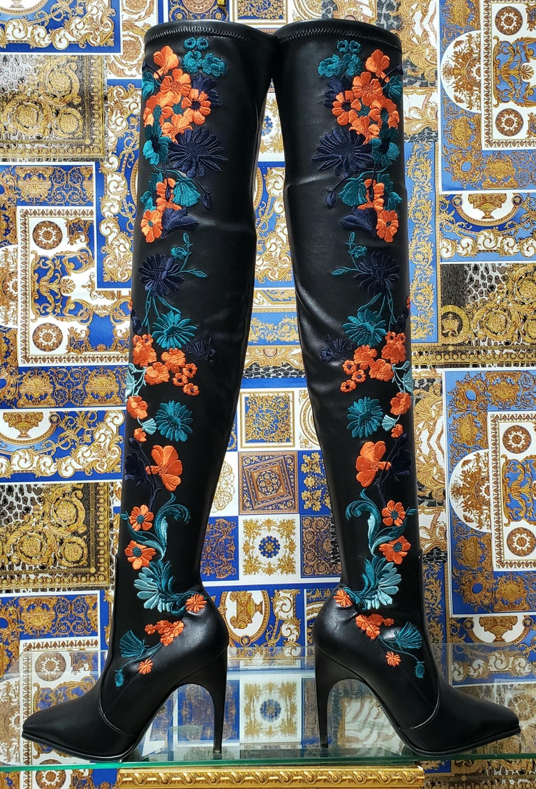 New Versace Embroidered Leather Thigth High Floral Boots 37 7 For Sale At 1stdibs Versace Thigh High Boots Versace Crotch High Boots Atata Boots