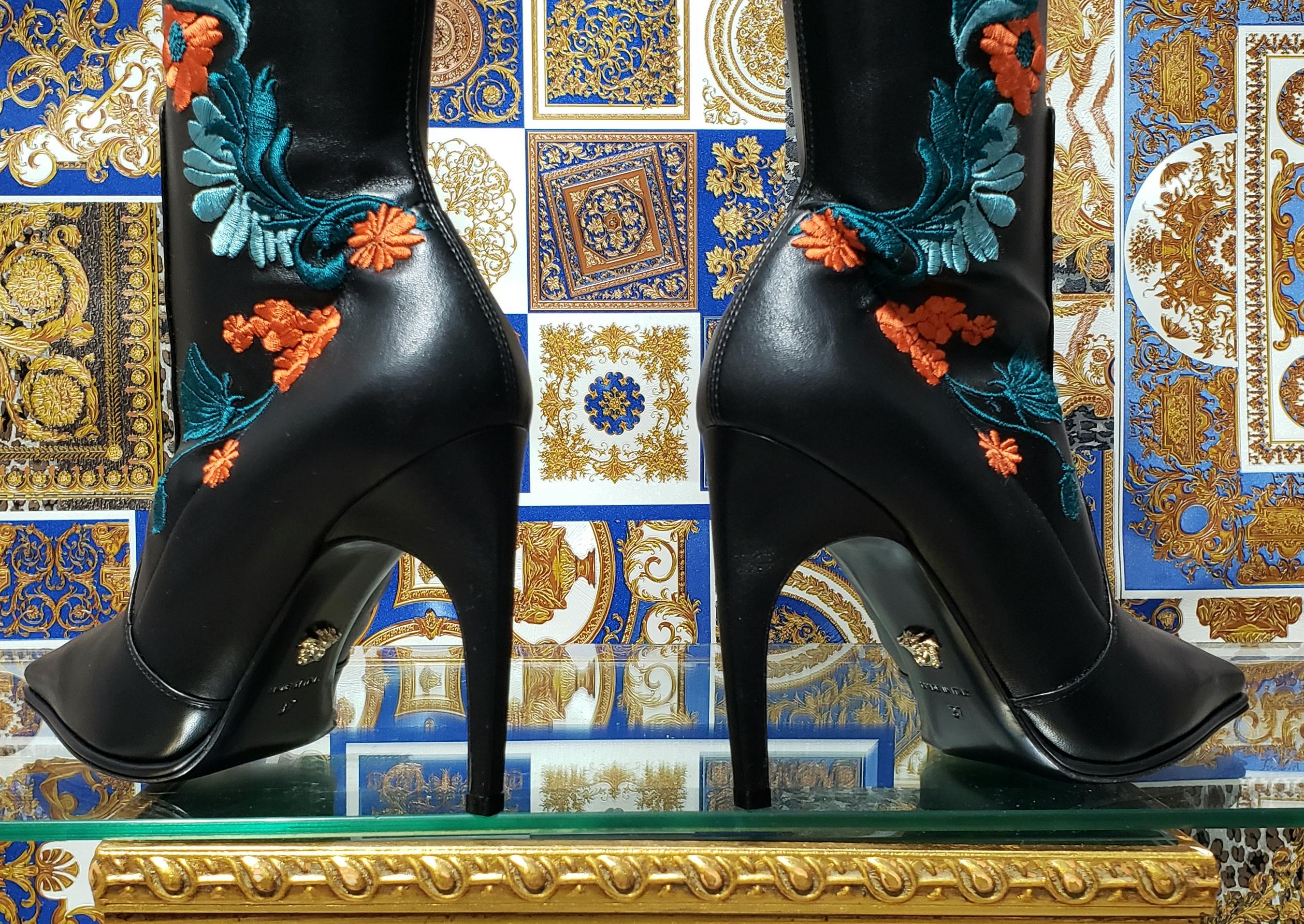 New VERSACE EMBROIDERED LEATHER THIGTH HIGH FLORAL BOOTS 37 - 7 In New Condition In Montgomery, TX