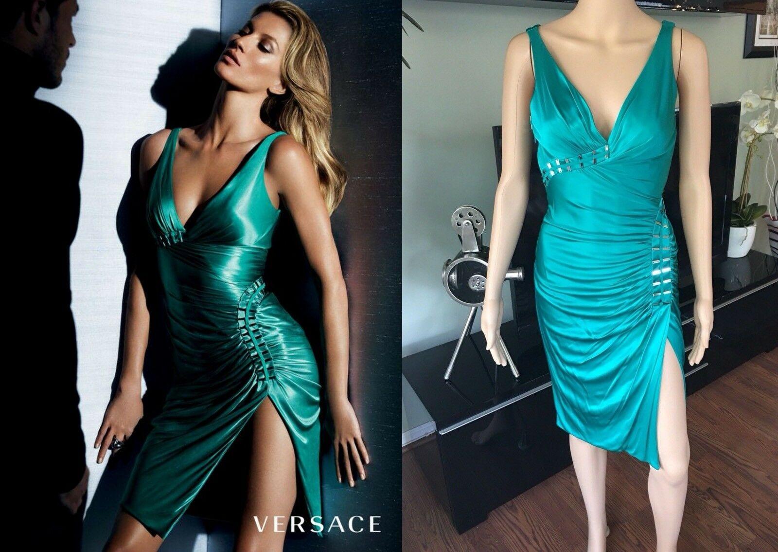 New Versace F/W 2009 Embellished Plunging Neckline Open Back Dress In New Condition For Sale In Naples, FL