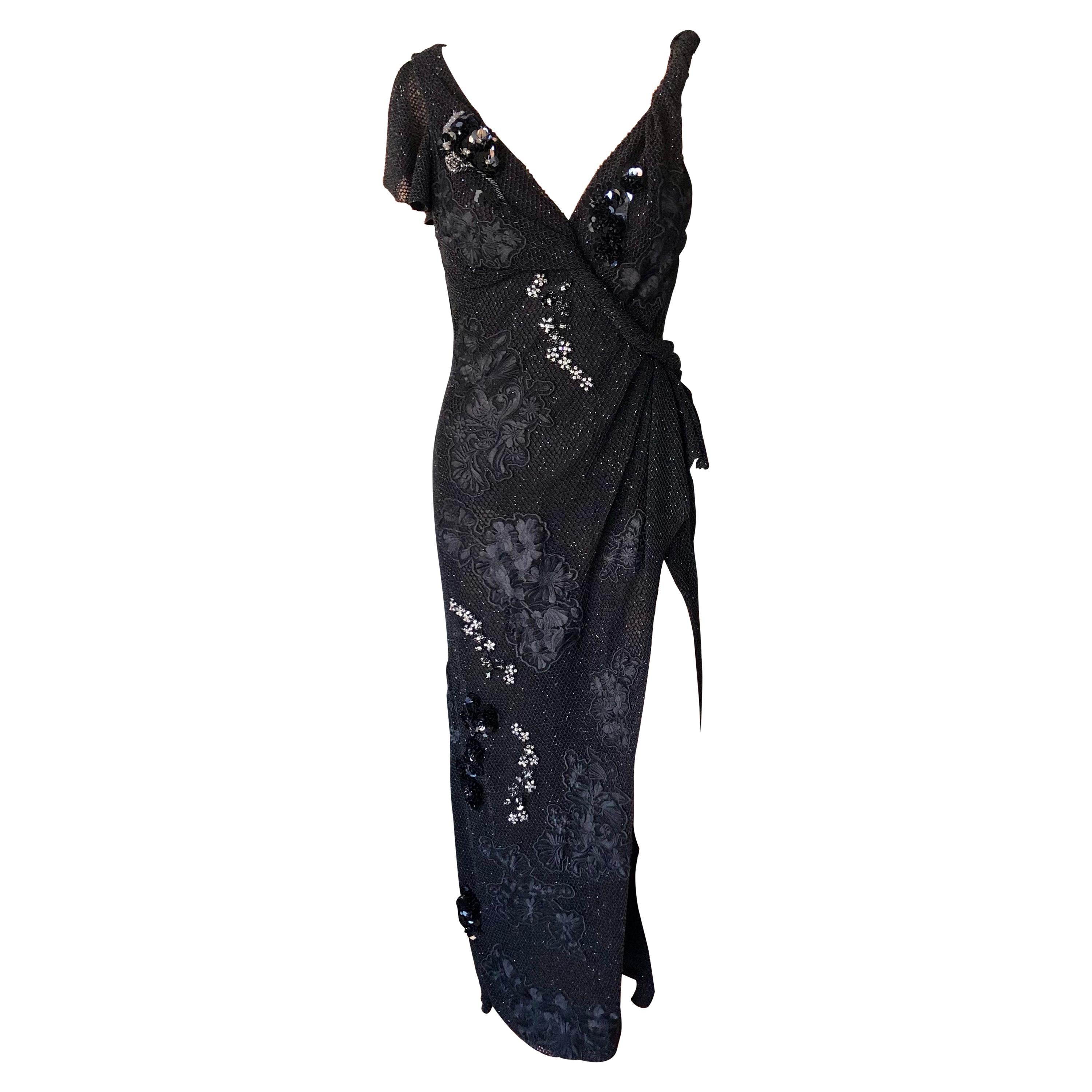 Nouvelle robe de soirée noire dos nu en dentelle ornée de cristaux, issue du défilé Versace automne-hiver 2017 en vente
