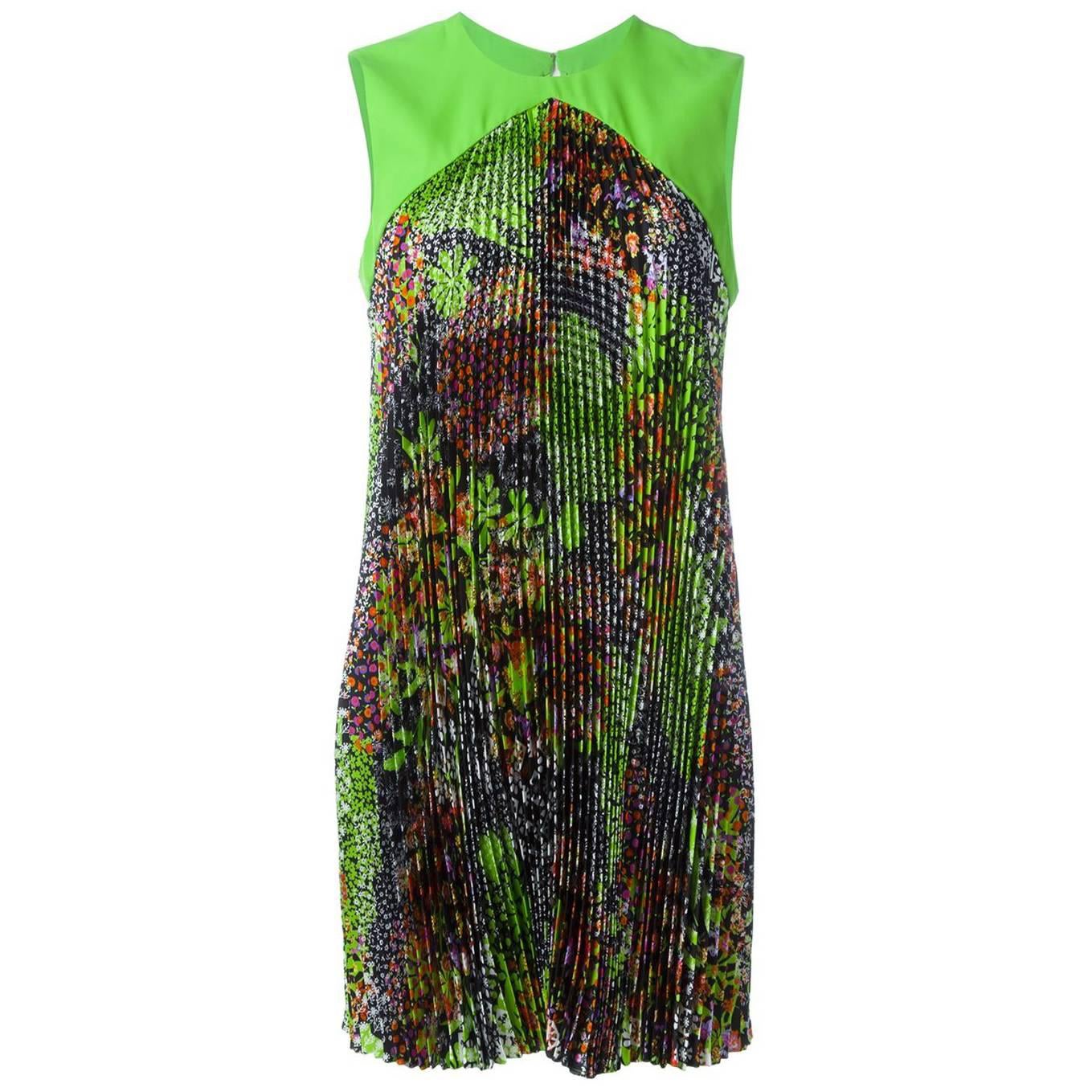 NEW VERSACE FLORAL PRINT PLISSE DRESS Sz 38 - 2 For Sale