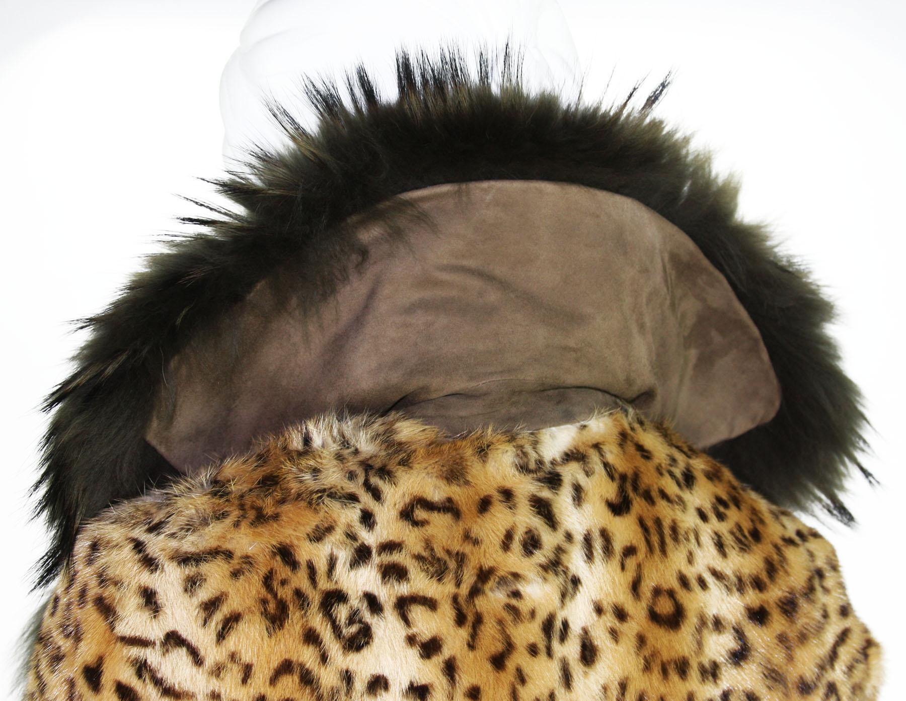 New Versace Fur Mink Leopard Print Coat It. 38 In New Condition For Sale In Montgomery, TX