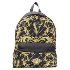 Versace - Sac à dos en nylon imprimé Méduse, doré, style baroque, signature Gianni, état neuf