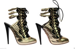 New VERSACE GOLD PERFORATED LEATHER ANKLE BOOTS Size 40