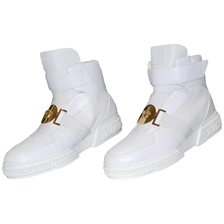 New VERSACE HIGH -TOP WHITE LEATHER SNEAKERS GOLD MEDUSA 46 - 13 at 1stDibs