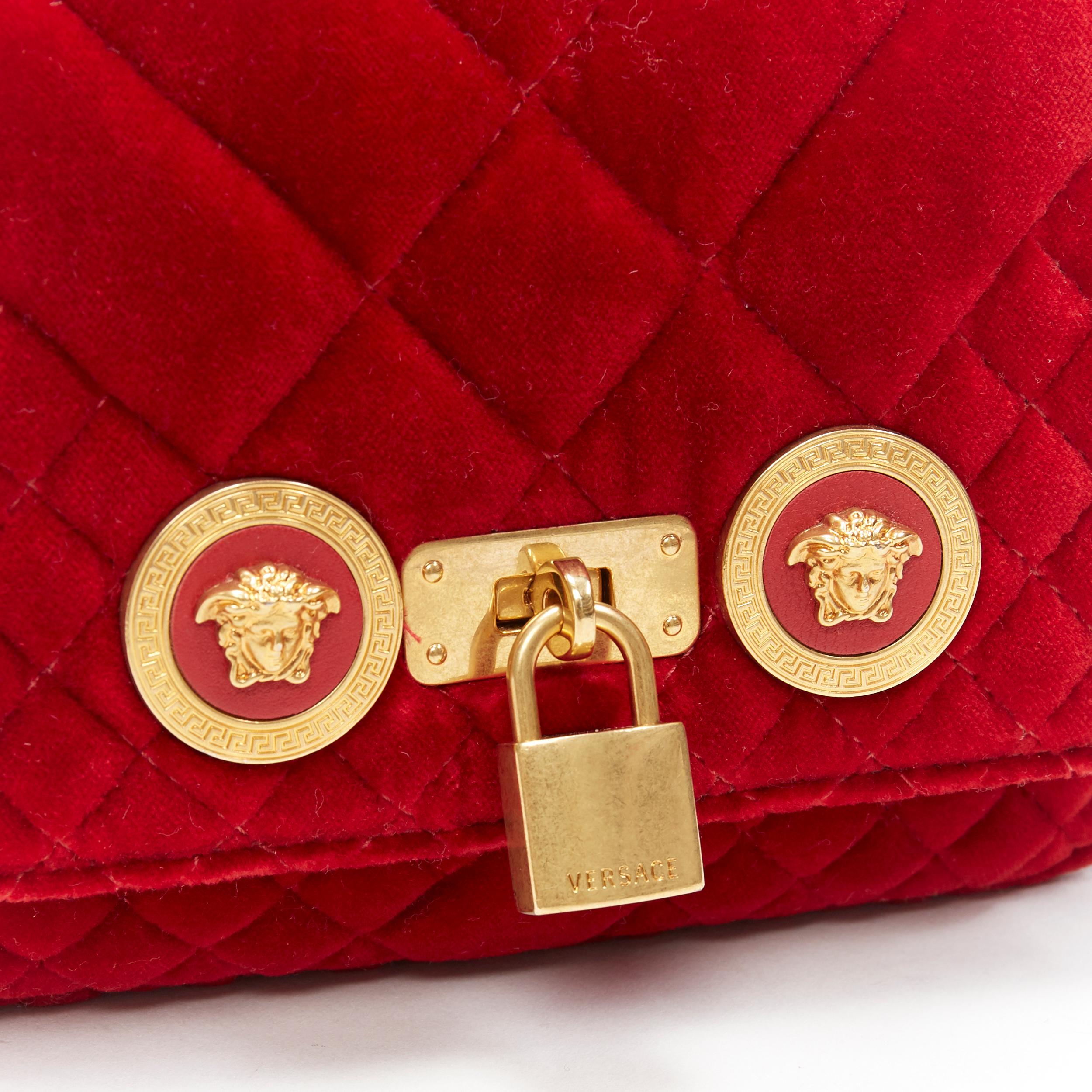 new VERSACE Icon Small red quilted velvet dual Medusa gold chain flap bag In Excellent Condition In Hong Kong, NT