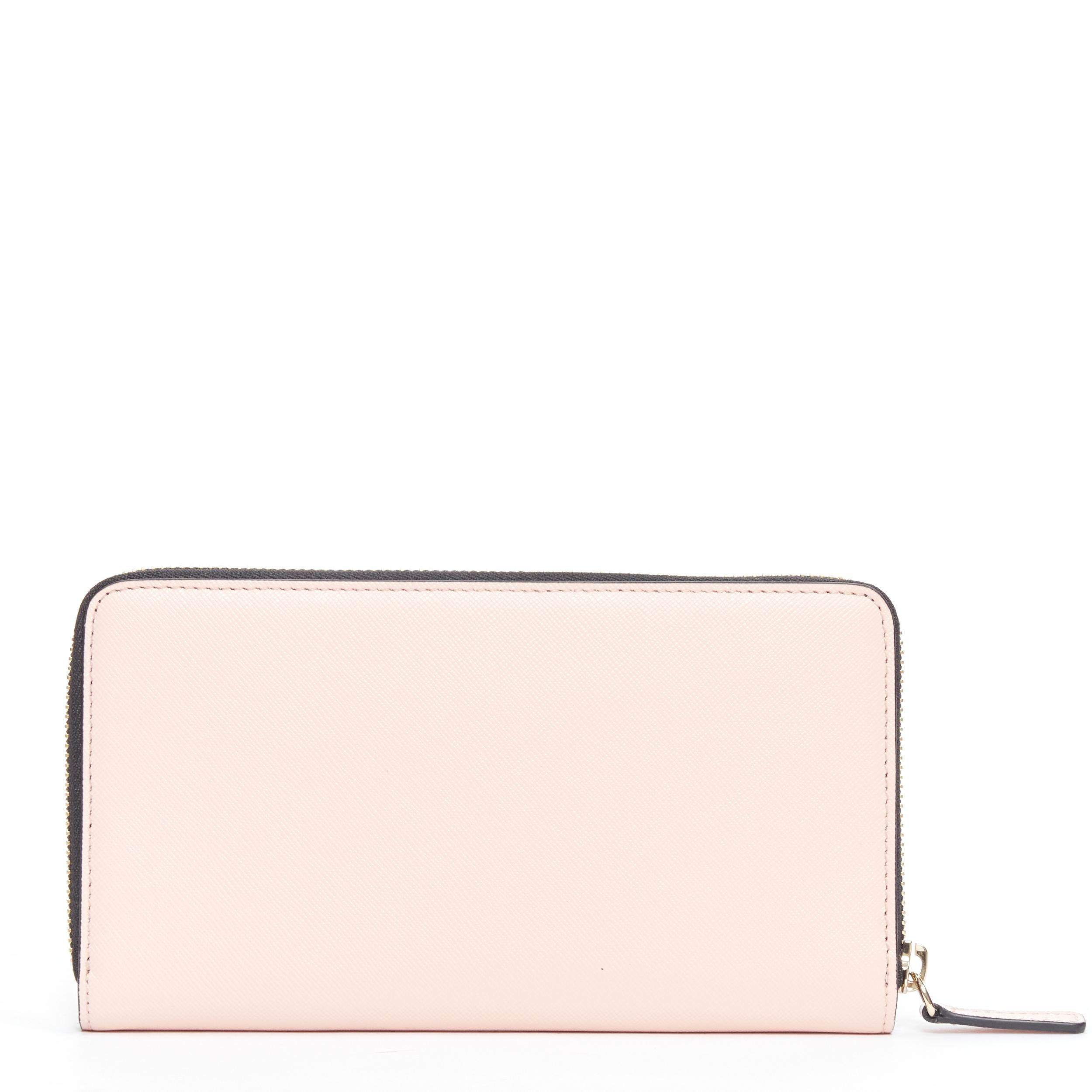 light pink wallet icon