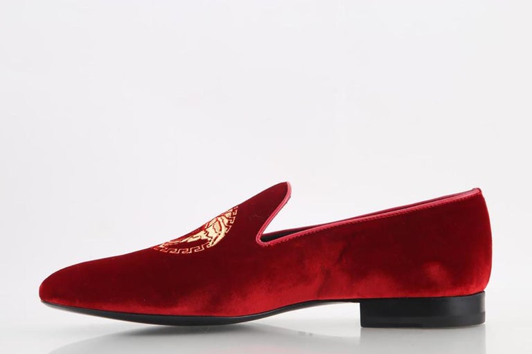 New VERSACE MEDUSA HEAD RED VELVET LOAFERS 42 9;