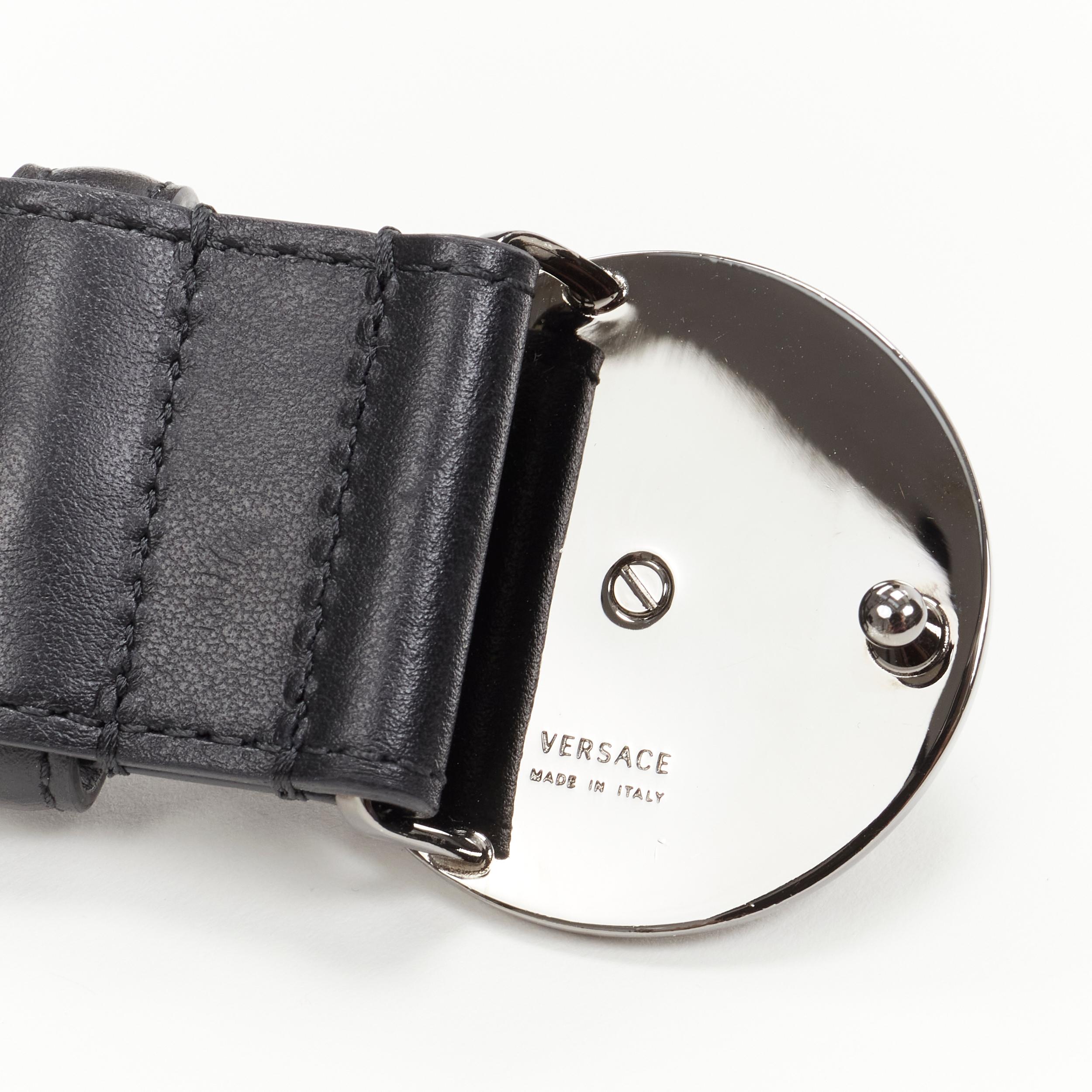 Versace, ceinture Médaillon en cuir noir 115 cm avec boucle argentée, 44-48