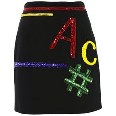 Versace Mini jupe en soie noire perlée de cristaux Swarovski, Taille IT 40, Neuf
