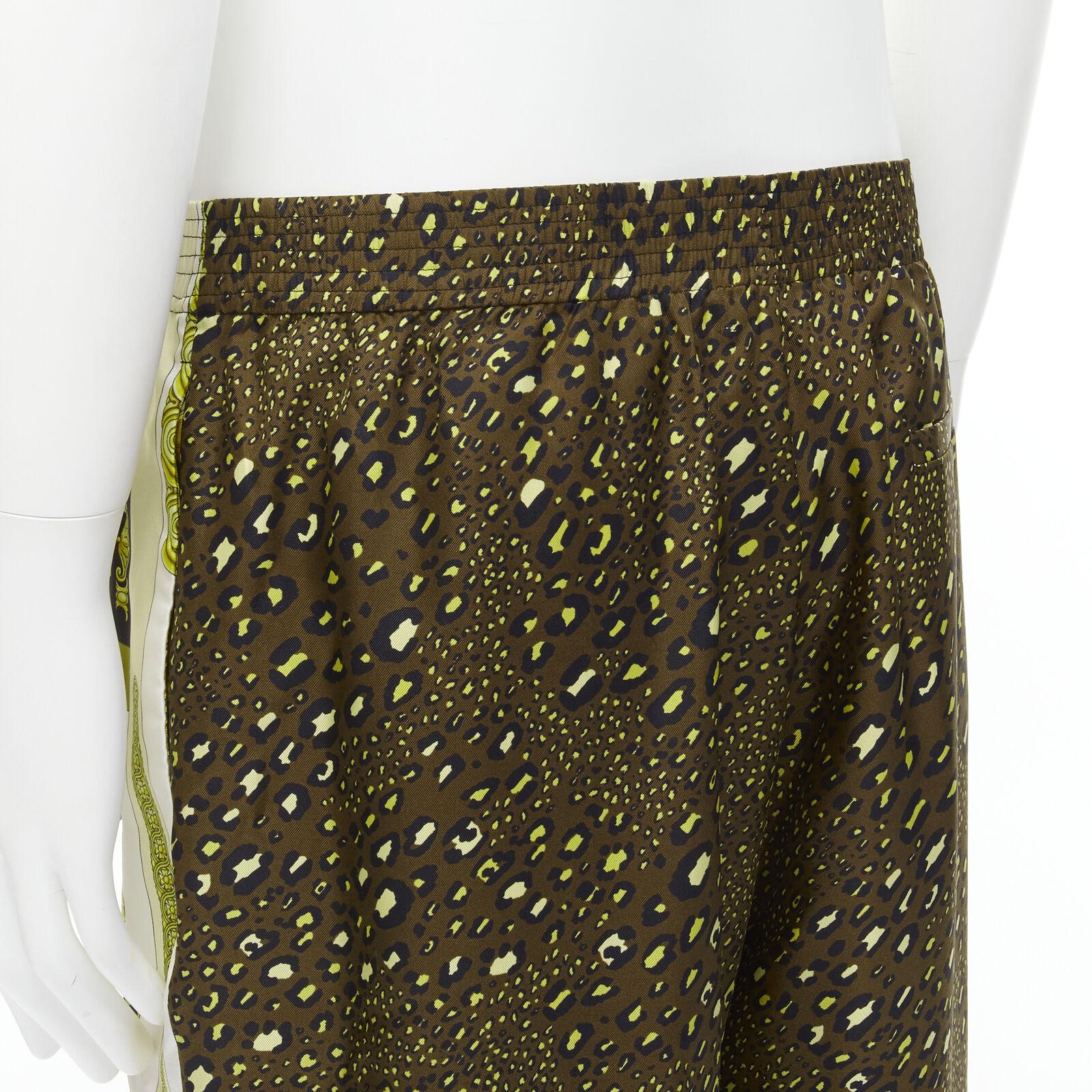 new VERSACE Mosaic Barocco 2021 silk gold baroque leopard relaxed pants IT50 L For Sale 4