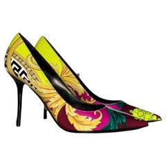 New VERSACE MULTICOLORED BAROQUE PATENT LEATHER PUMP SHOES 36.5 - 6.5