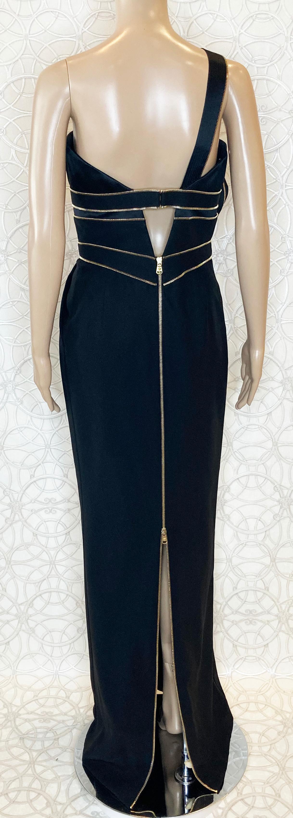 S/2009 L# 30 VERSACE ONE SHOULDER BLACK SILK LONG DRESS GOWN With HEART 42 - 6 For Sale 3
