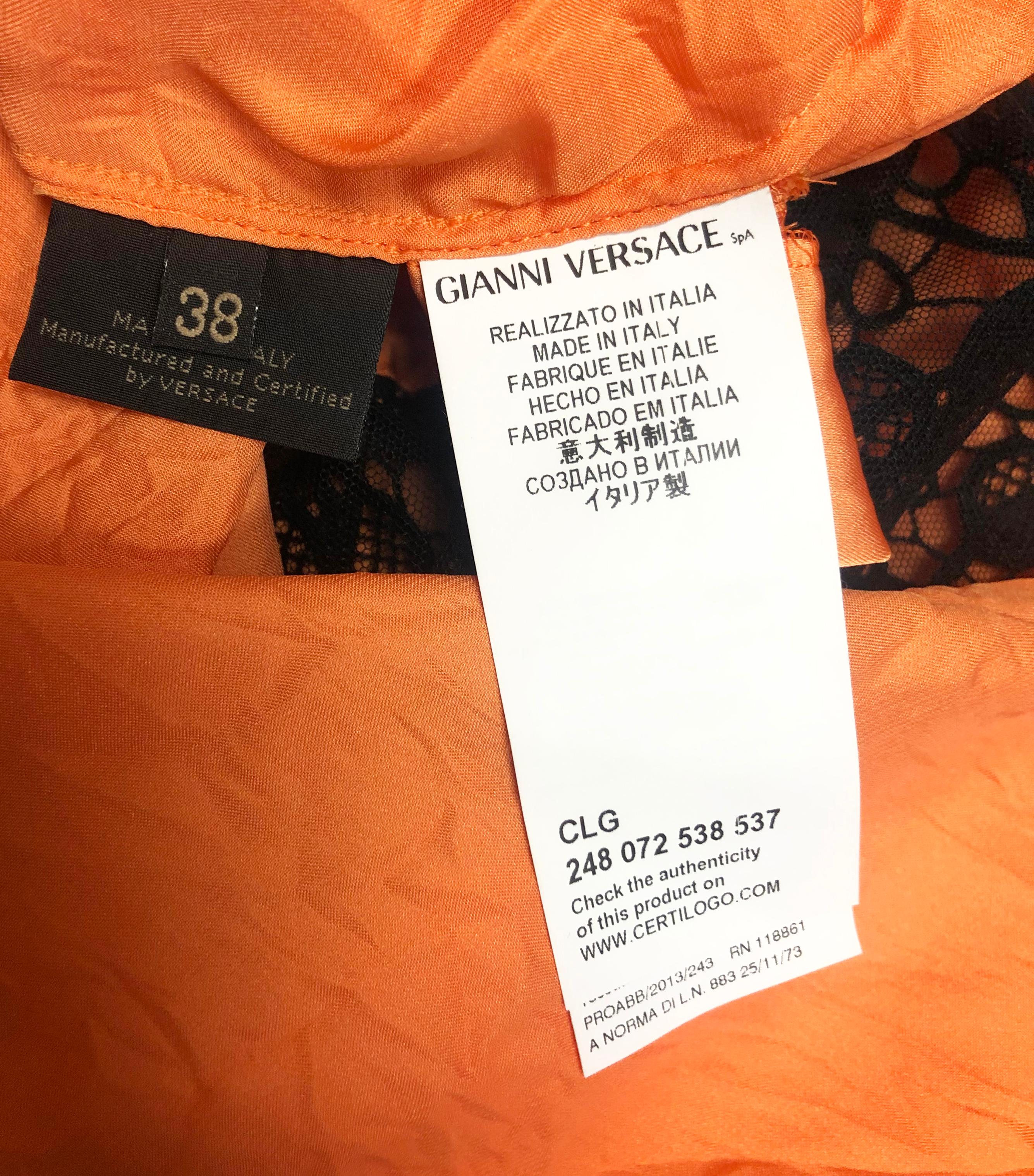 S/S13 L# 8 VERSACE - Robe en dentelle noire orange RACERBACK 40 - 4 38 - 2, 40 - 4  en vente 4