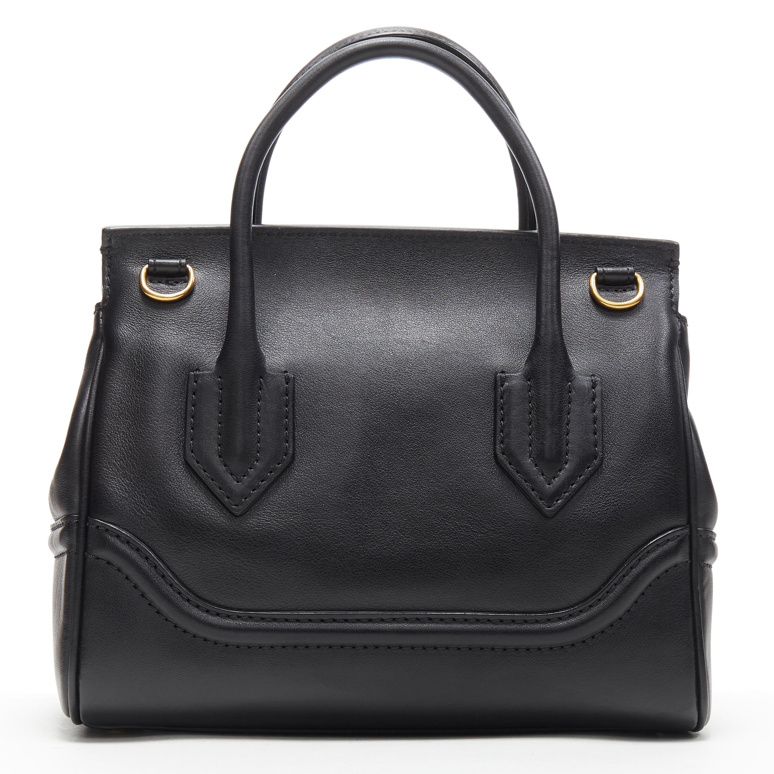 new VERSACE Palazzo Empire black gold crystal crossbody satchel bag In Good Condition In Hong Kong, NT