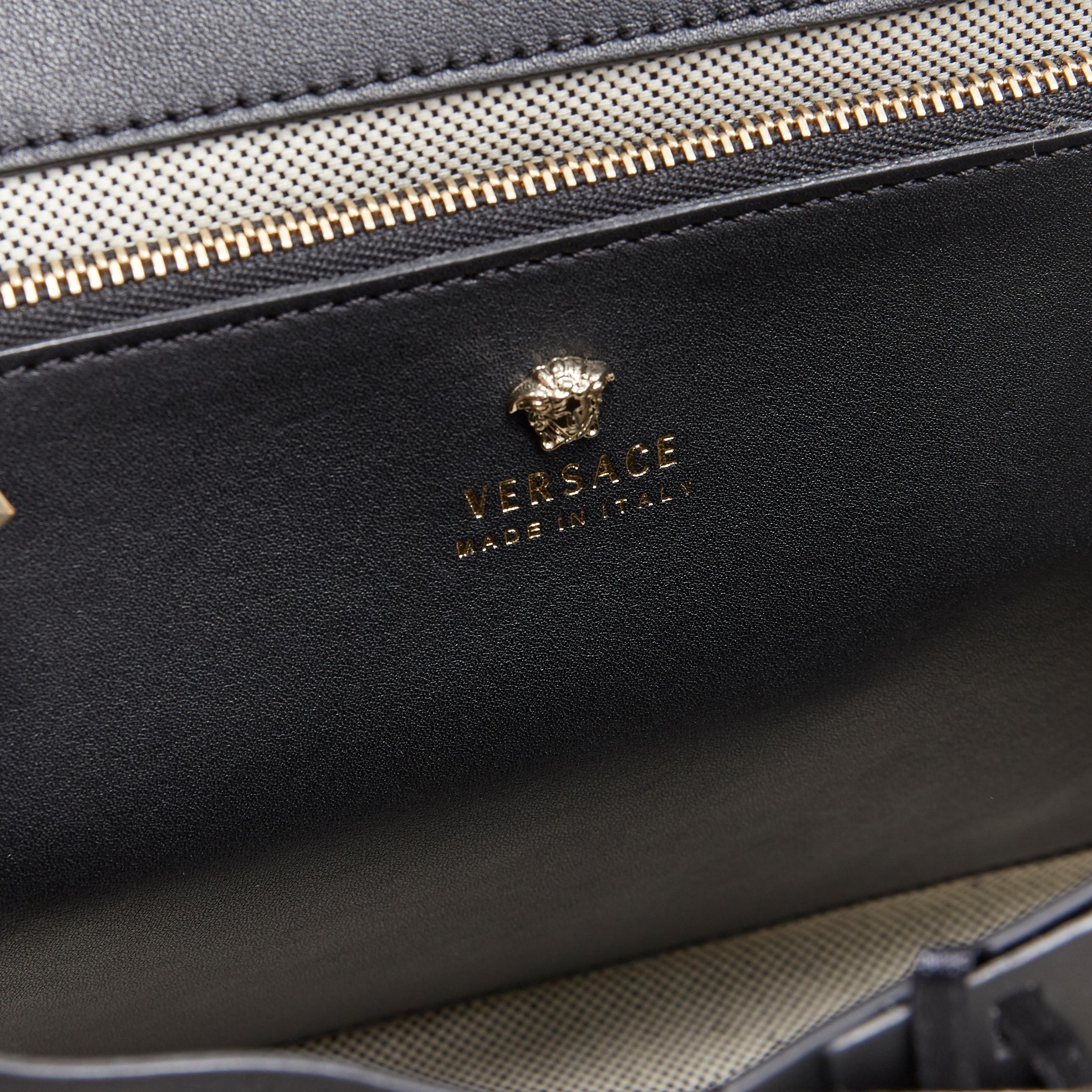 nuevo Bolso VERSACE Palazzo Empire Pequeño de piel negra dorada con solapa de Medusa 7