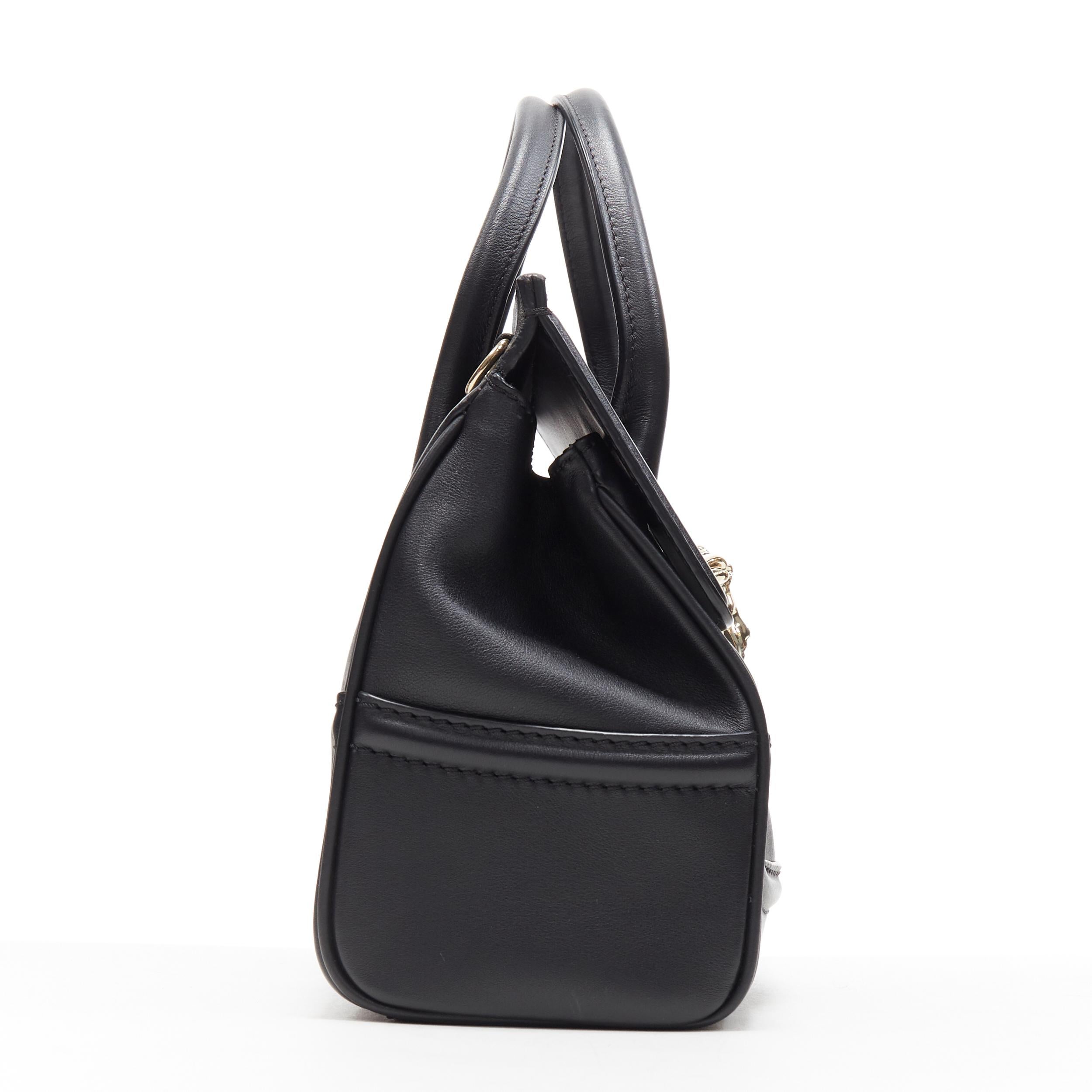 nuevo Bolso VERSACE Palazzo Empire Pequeño de piel negra dorada con cabeza de Medusa en Nuevo Estado en Hong Kong, NT