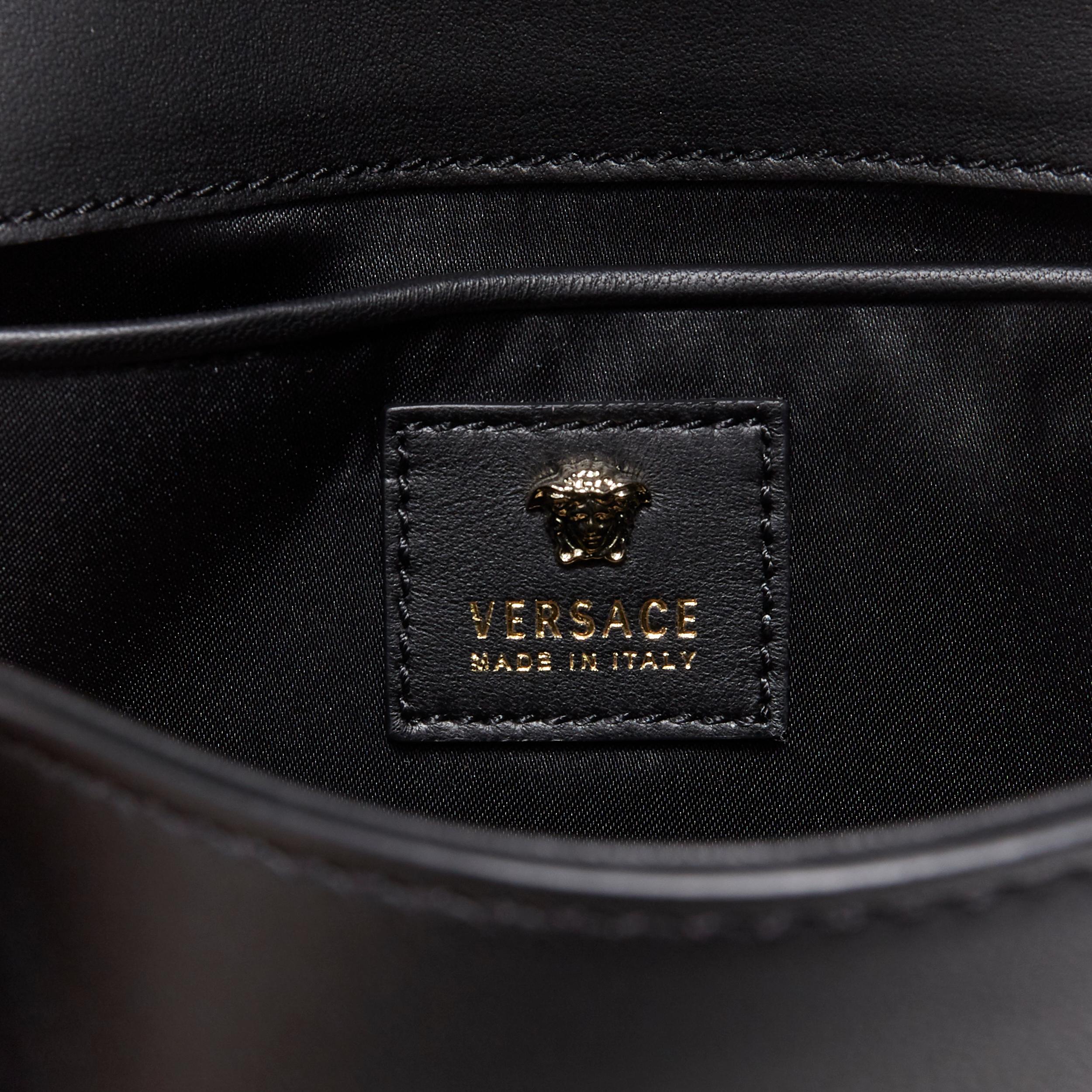nuova VERSACE Palazzo Medusa in pelle di vitello nera con patta e catena a tracolla 7