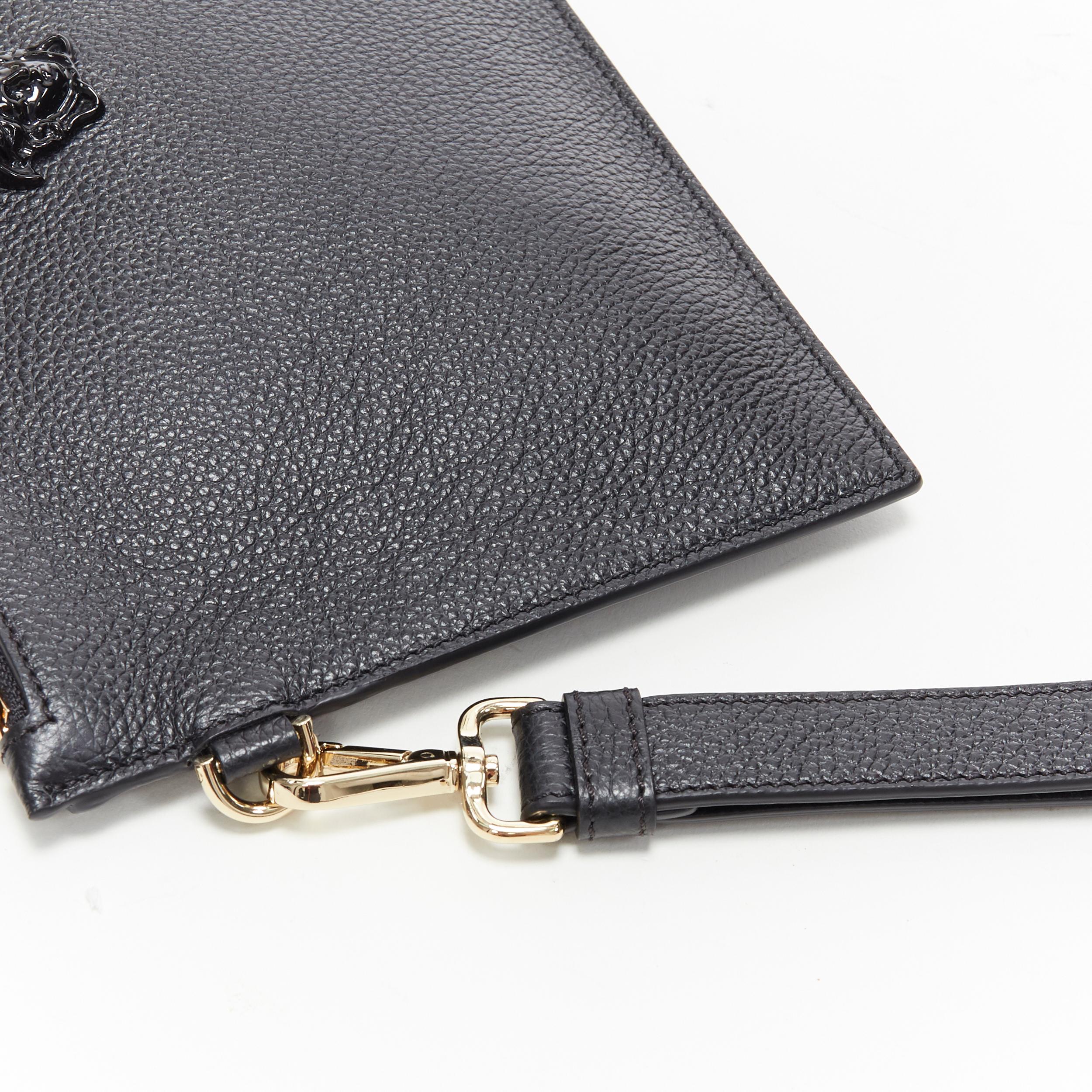 nuovo VERSACE Palazzo Medusa nero in pelle di ciottoli, pochette da polso con zip superiore 4