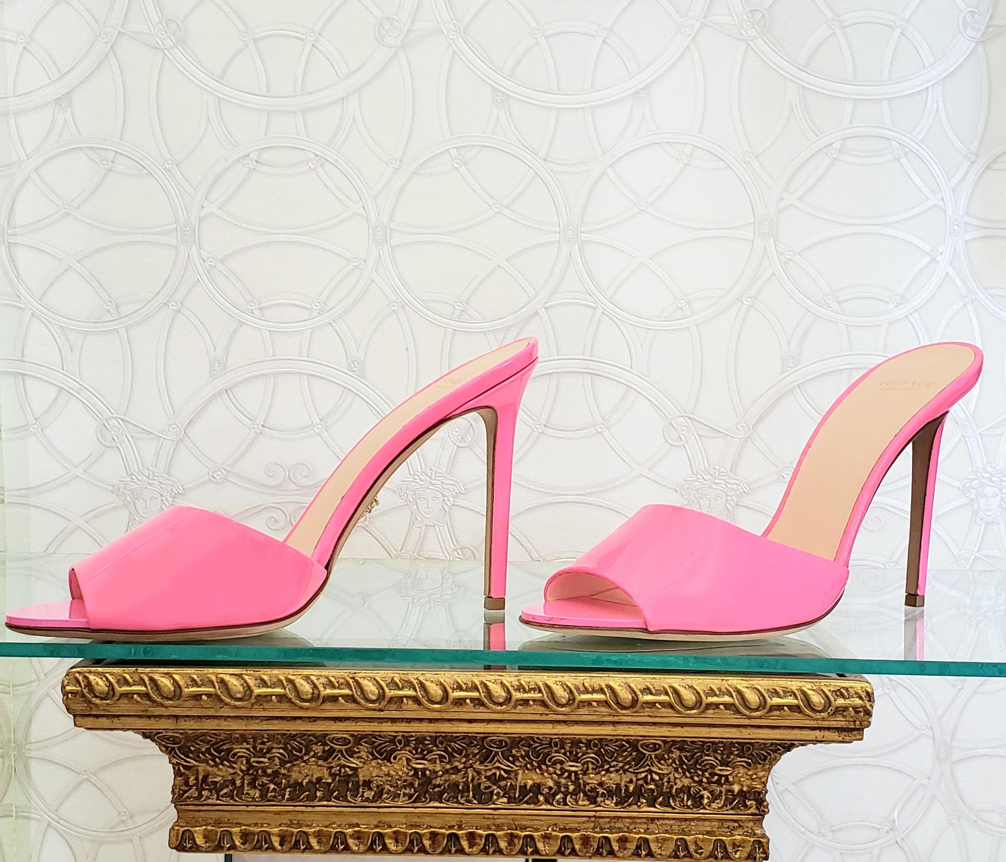 versace pink shoes
