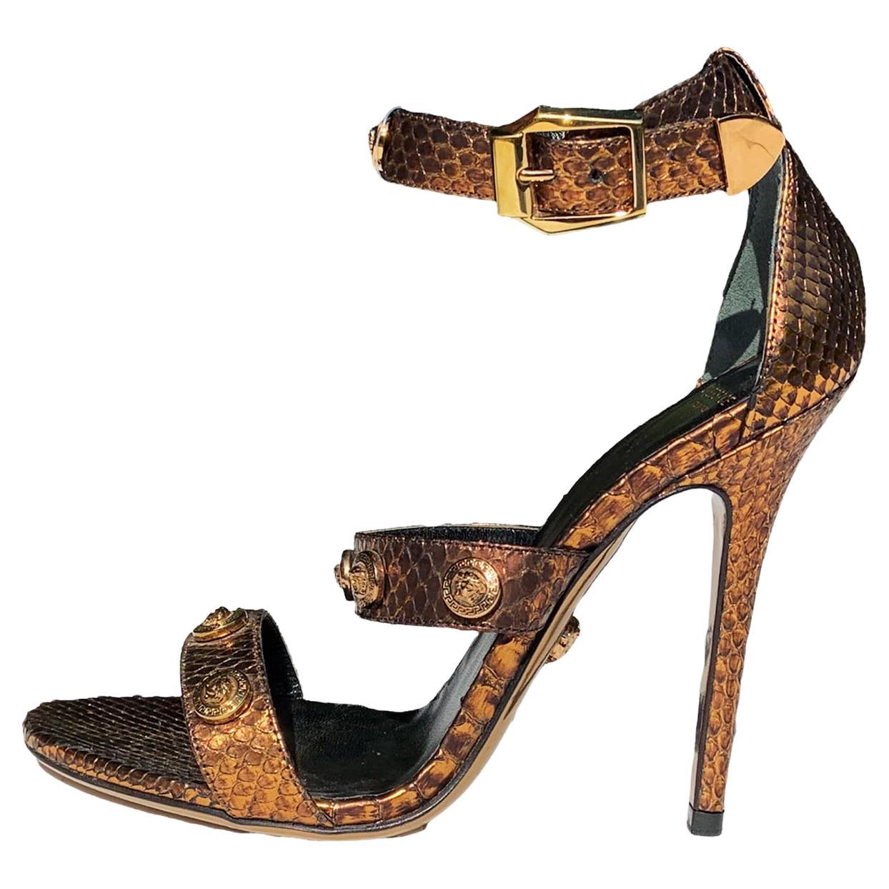 New Versace Python Bronze Signature Medusa Embellished Sandals It 37.5 - US 7.5 For Sale