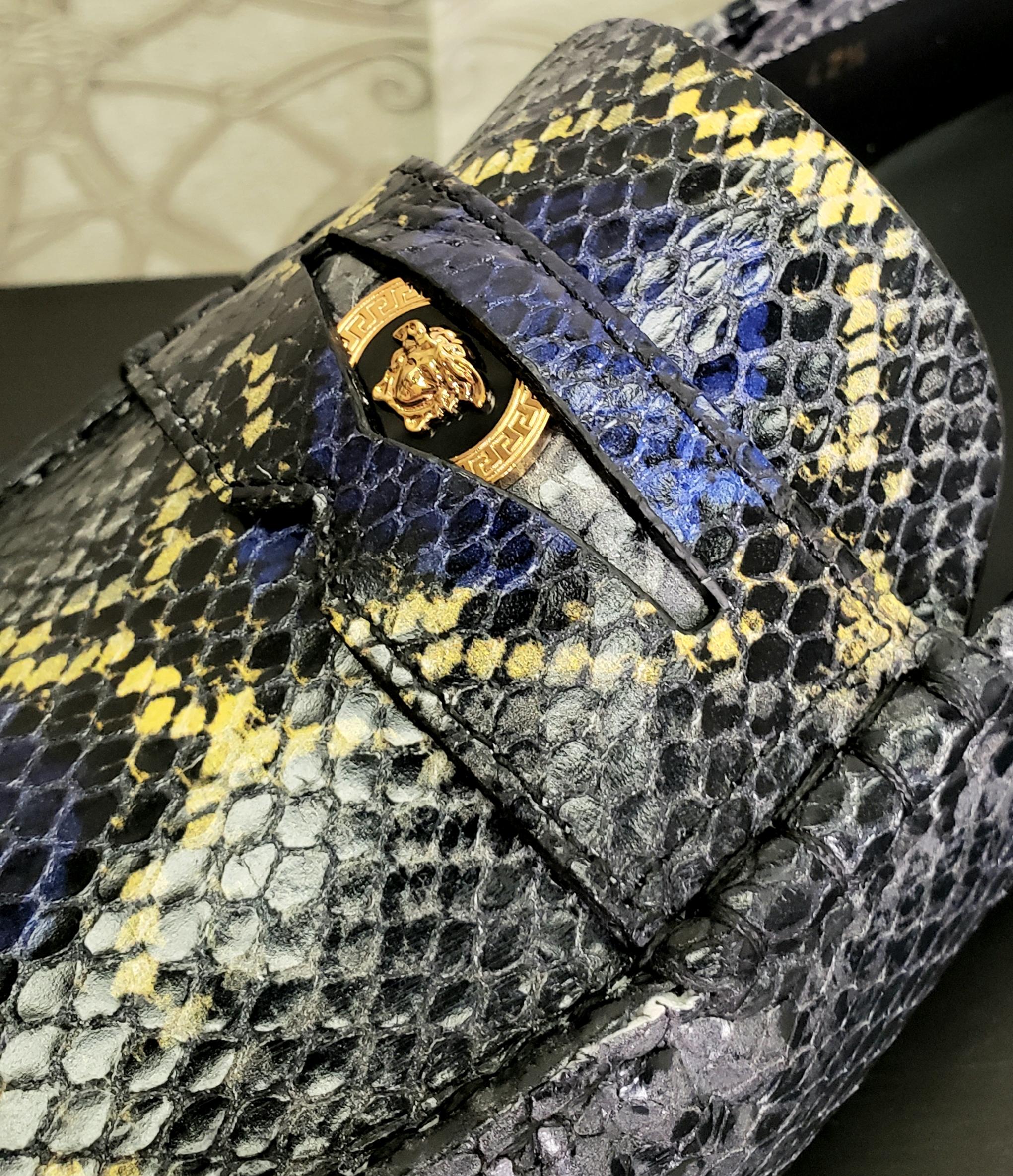 Neu VERSACE PYTHON PRINT LEATHER LOAFERS 42.5 - 9.5 3