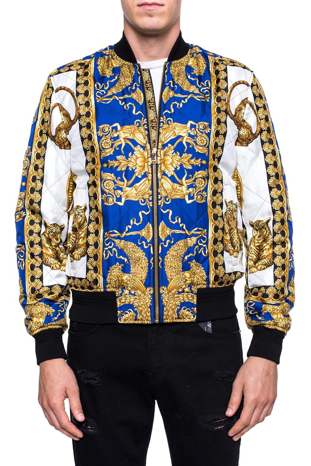 NEW VERSACE QUILTED SIKL BOMBER JACKET 2018 Spring COLLECTION For Sale 7