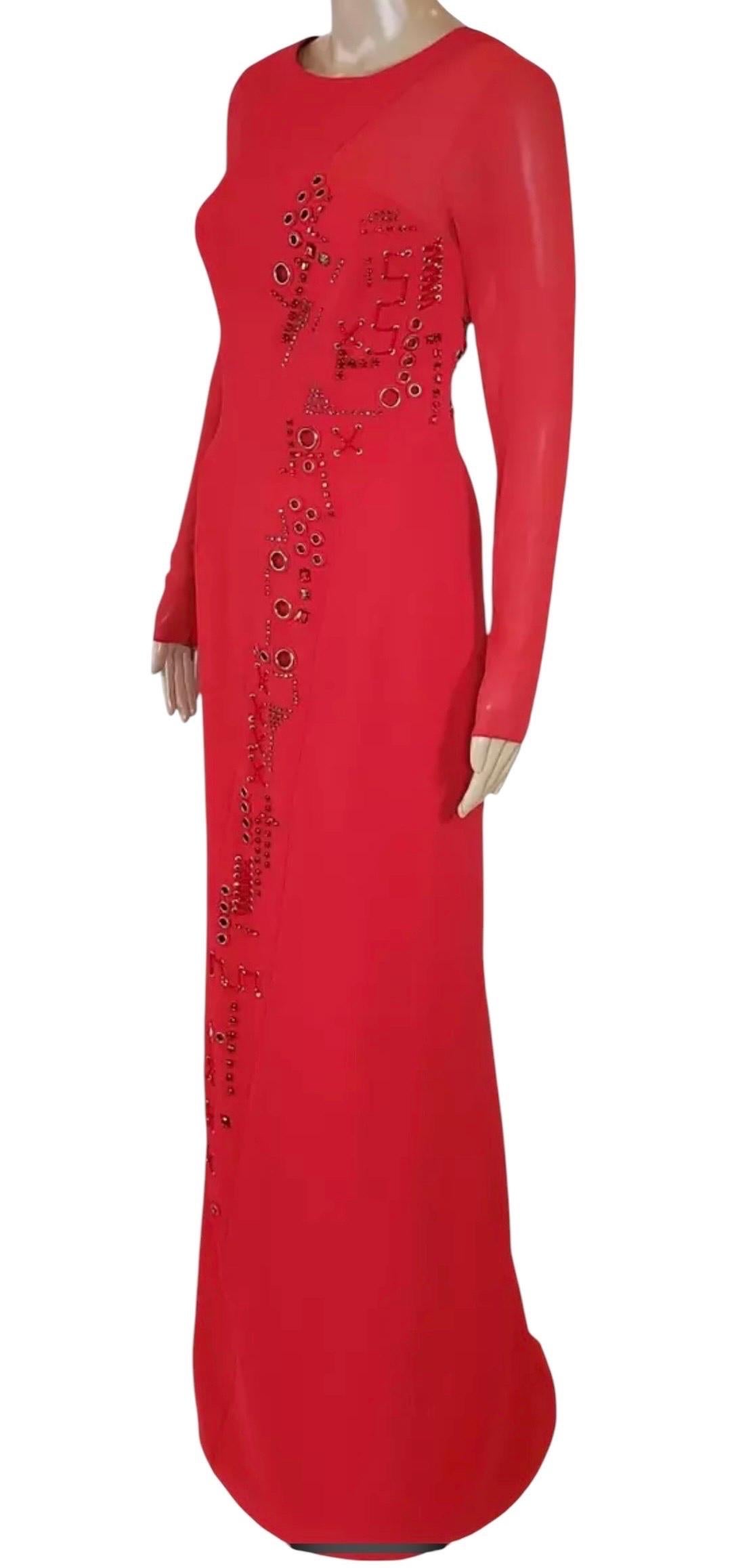 Neu Versace Rotes Seidenkleid mit langen Ärmeln und Verzierungen aus Seide 38 - 2 im Zustand „Neu“ im Angebot in Montgomery, TX