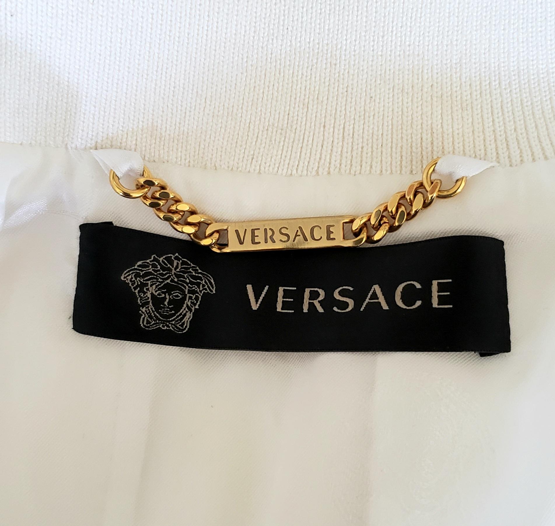 NEW VERSACE RESORT 2012 LOOK#16 CROPPED LEATHER WHITE ZIPPER JACKET Sz 38 - 2 For Sale 7