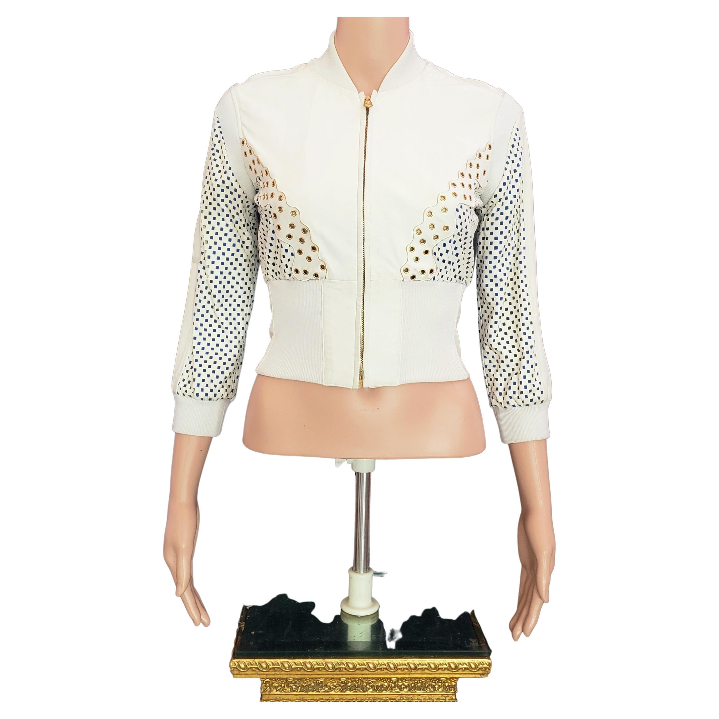 NEW VERSACE RESORT 2012 LOOK#16 CROPPED LEATHER WHITE ZIPPER JACKET Sz 38 - 2 For Sale
