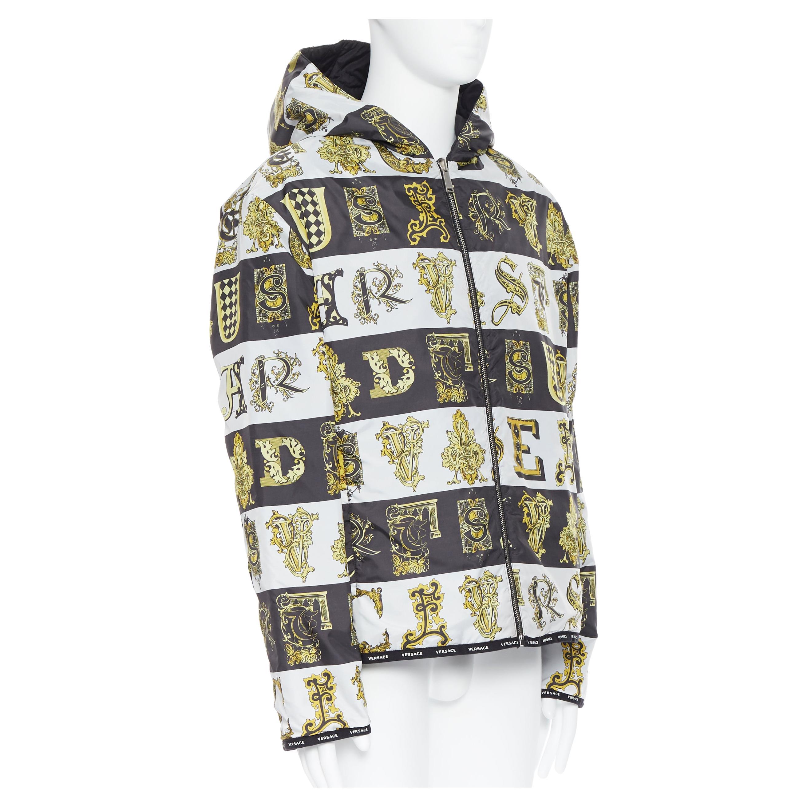 new VERSACE Reversible Baroque Alphabet black gold print quilted jacket IT54 2XL For Sale