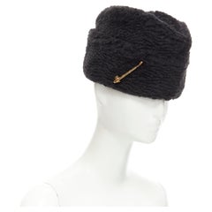 new VERSACE Runway black faux fur gold Medusa safety pin hat 57cm M 7 1/8