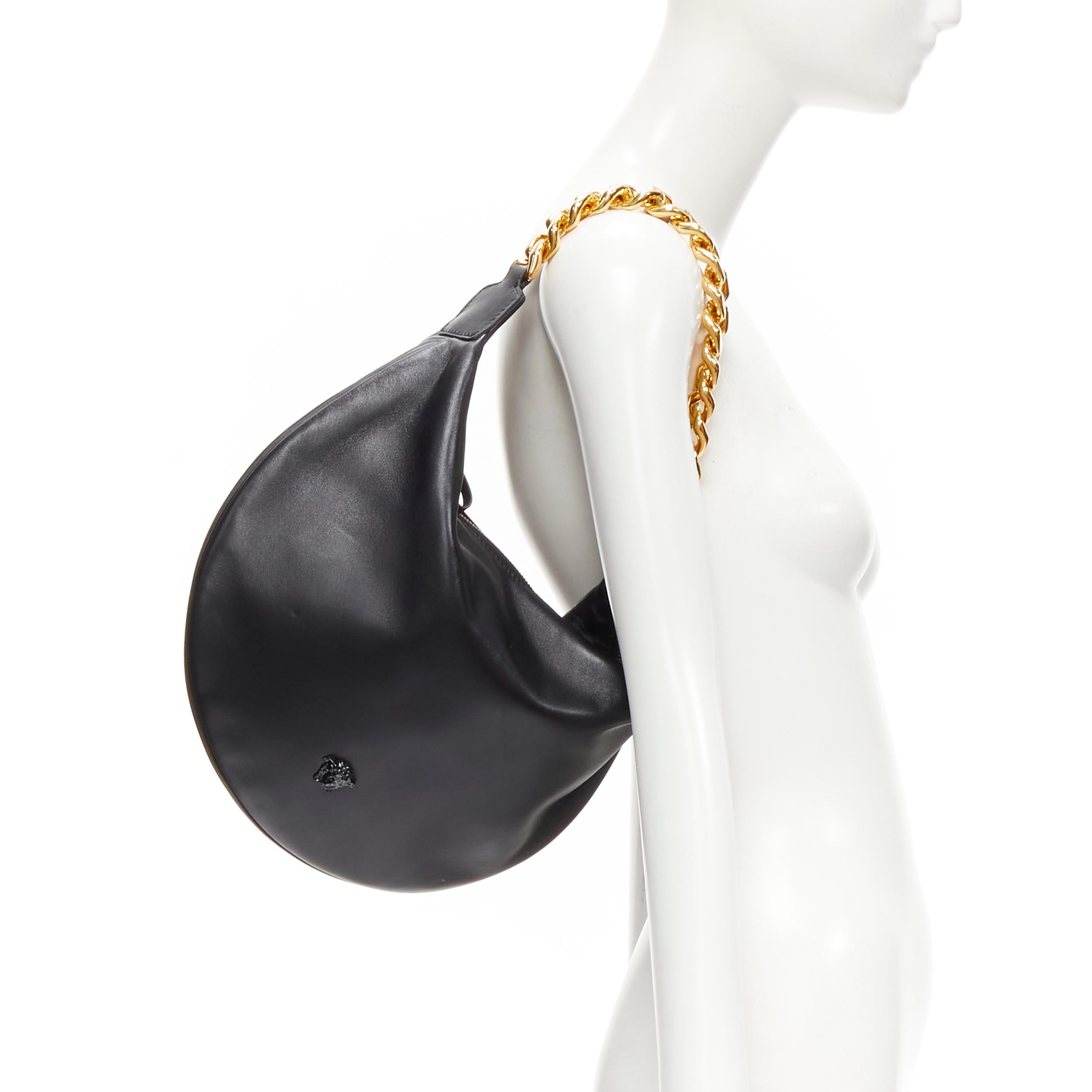 new VERSACE Runway black medusa lamb leather gold tone chain hobo top handle bag For Sale 6