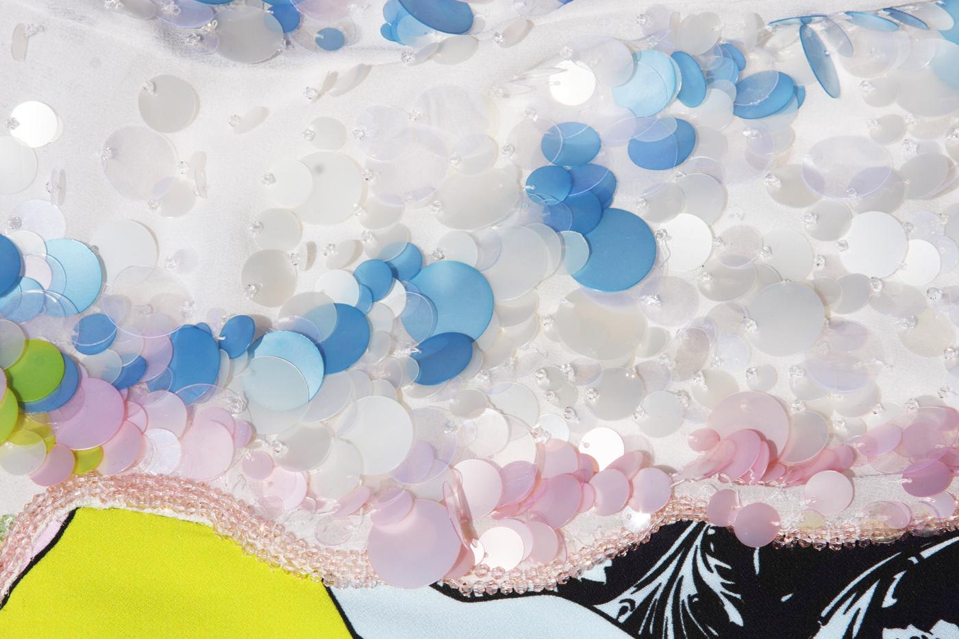 Neues Versace Laufsteg Minikleid mit Cutouts, Tüll, Pailleten und Perlen verziert, 40 im Angebot 4
