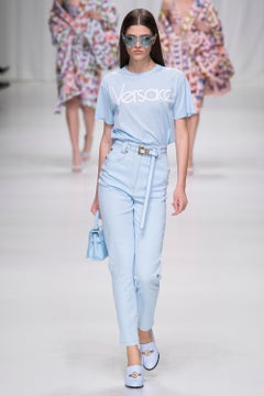 New Versace Runway S/S 2018 Baby Blue Lamb Leather Medusa Pumps Shoes 37.5