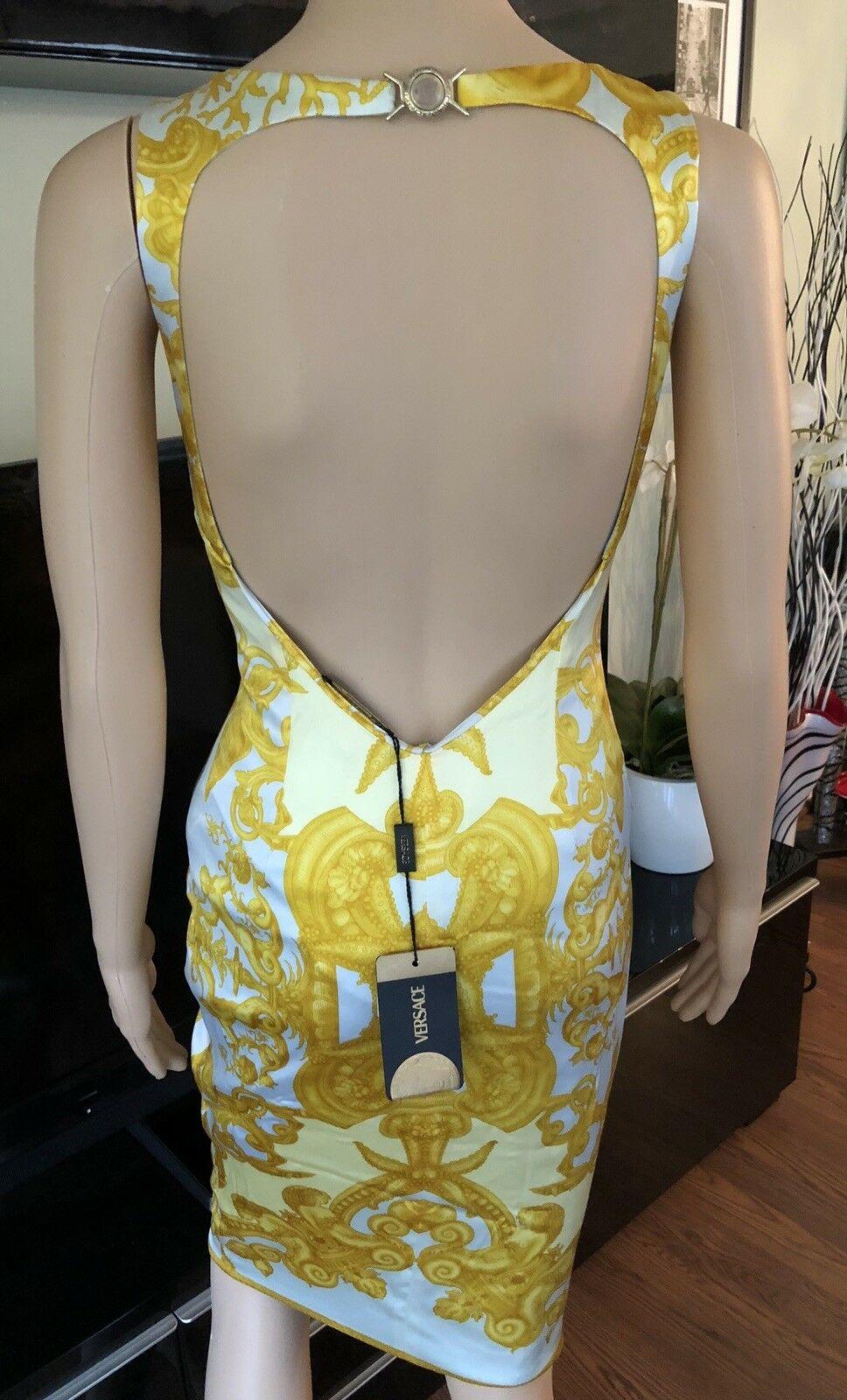 Neu Versace S/S 2005 Laufsteg Kleid mit Rückenausschnitt im Zustand „Neu“ im Angebot in Naples, FL