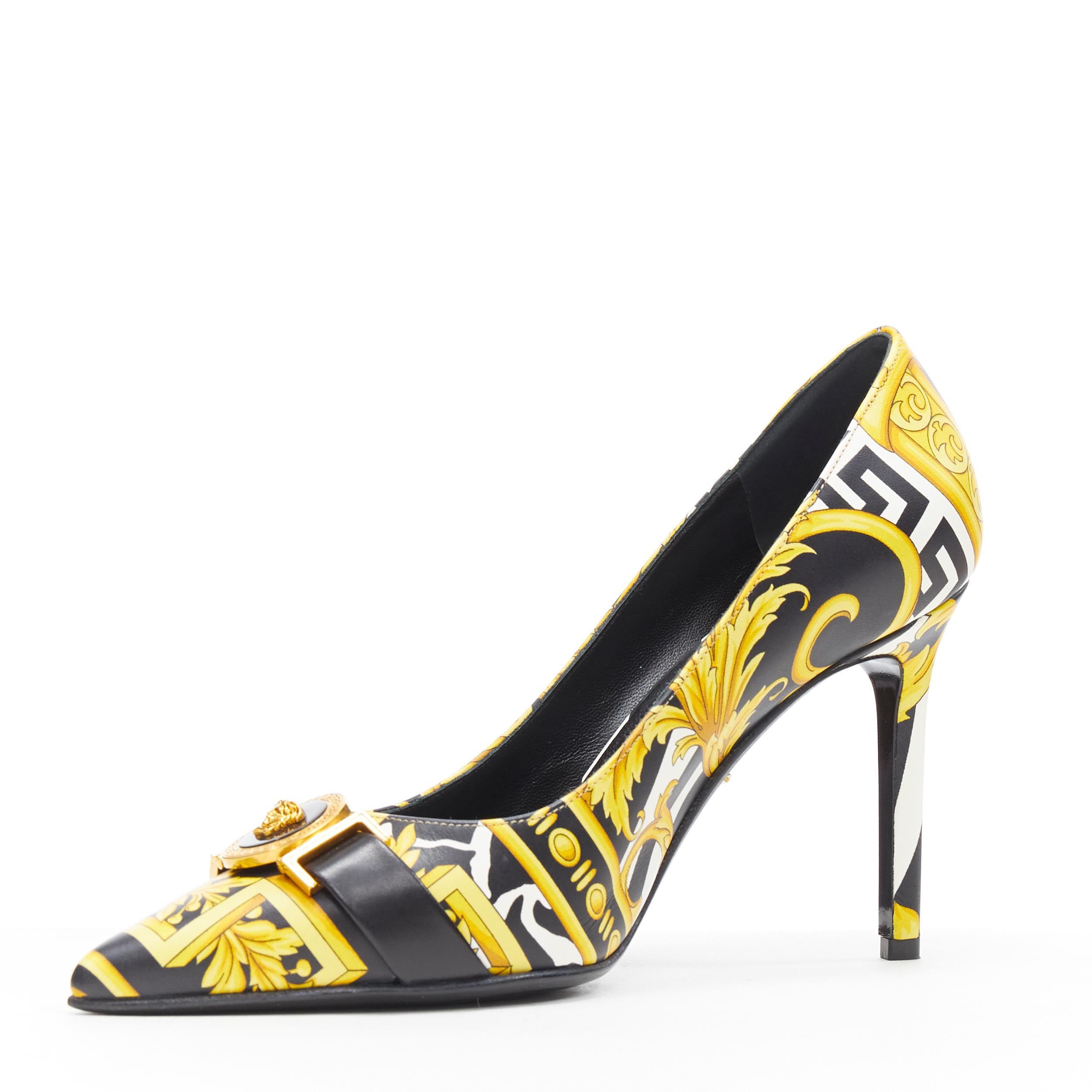 new VERSACE Savage Barocco gold black white Medusa  pointy leather heel EU38 In New Condition In Hong Kong, NT