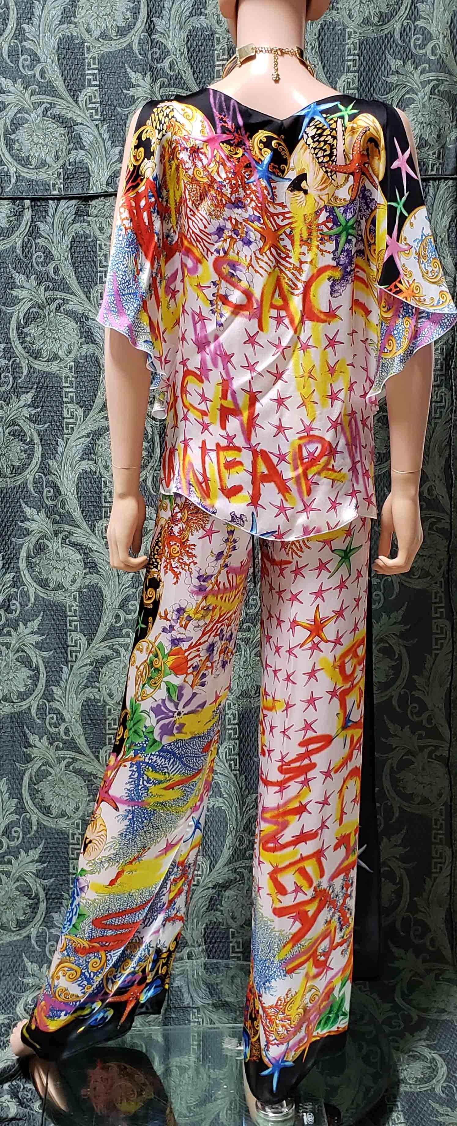 NEW VERSACE SEASHELL and GRAFFITI PRINT 100% SILK PANT SUIT Size 38 For Sale 9