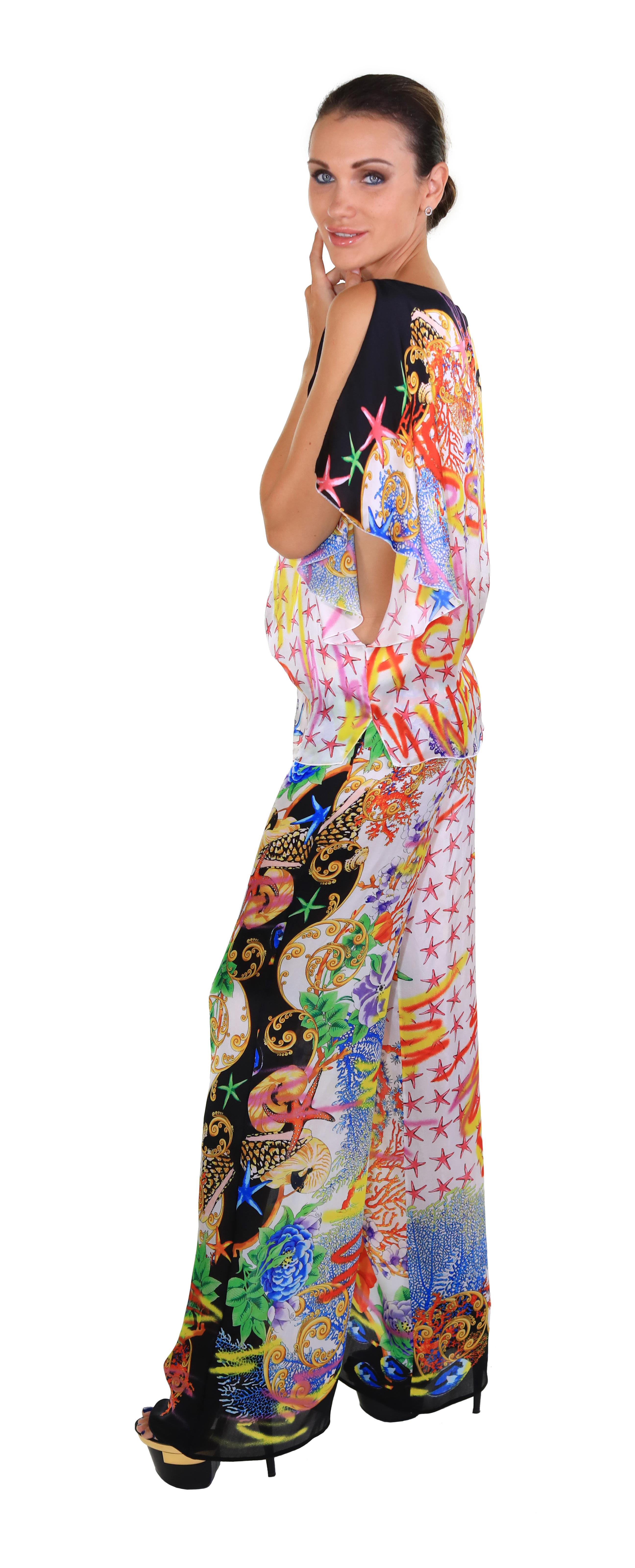 NEW VERSACE SEASHELL and GRAFFITI PRINT 100% SILK PANT SUIT Size 38 For Sale 3