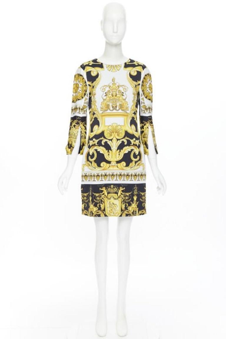 new VERSACE Signature Baroque Cherub Medusa printed viscose shift dress IT38 XS In New Condition For Sale In Hong Kong, NT