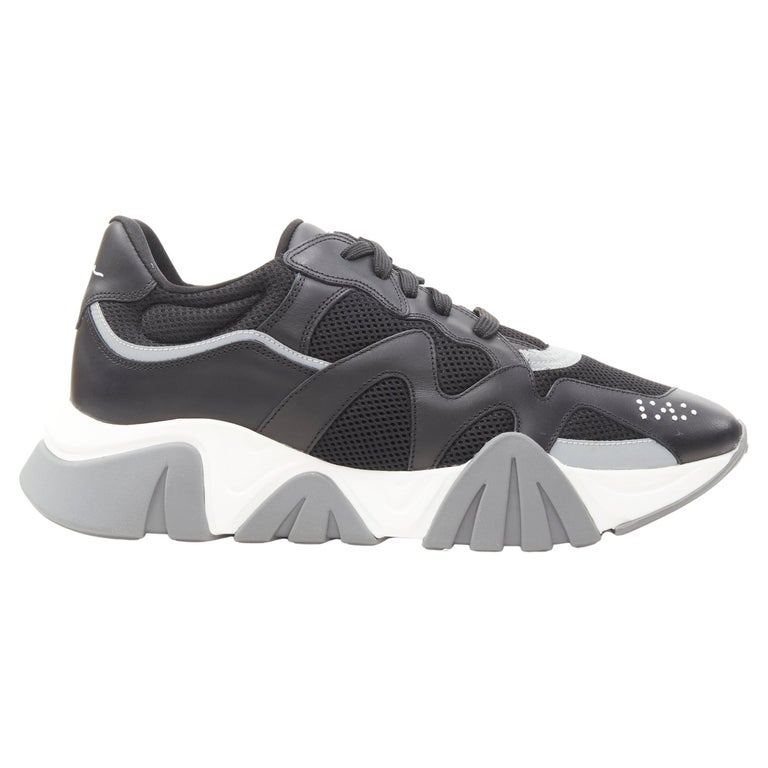 onkruid krijgen Hardheid new VERSACE Squalo black leather mesh chunky sneakers D41 EU43 US10 For Sale at 1stDibs onkruid krijgen Hardheid new VERSACE Squalo black leather mesh chunky sneakers D41 EU43 US10 For Sale at 1stDibs