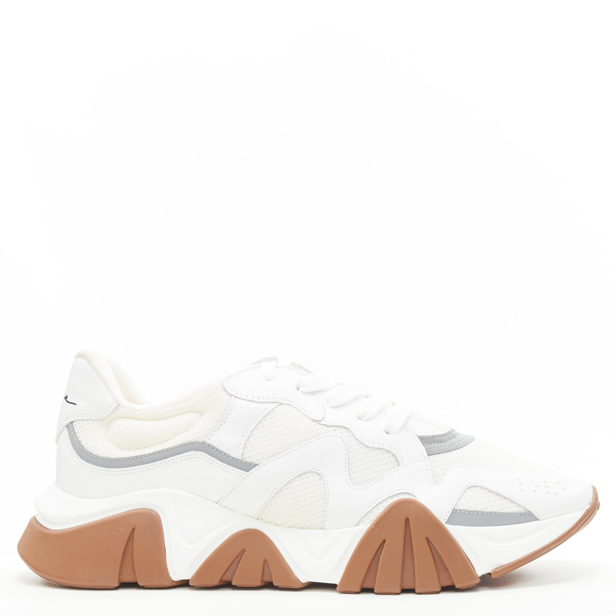 new VERSACE Squalo white gum leather mesh chunky sneakers EU45 US12 
Reference: TGAS/C00043 
Brand: Versace 
Designer: Donatella Versace 
Model: Squalo 
Collection: 2020 Runway 
Material: Mesh 
Color: White 
Pattern: Solid 
Closure: Lace 
Extra