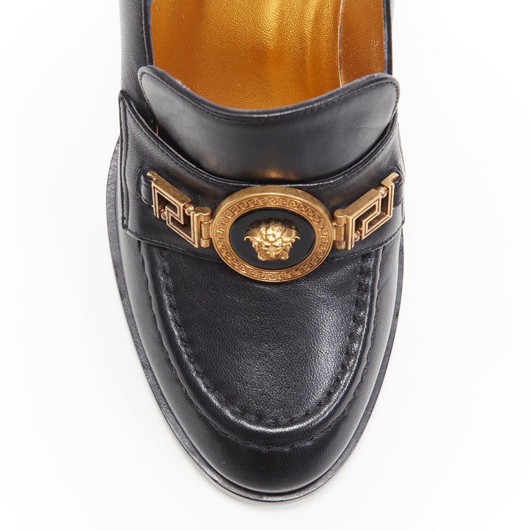 new VERSACE SS18 black leather Medusa chain charm chunky high heel