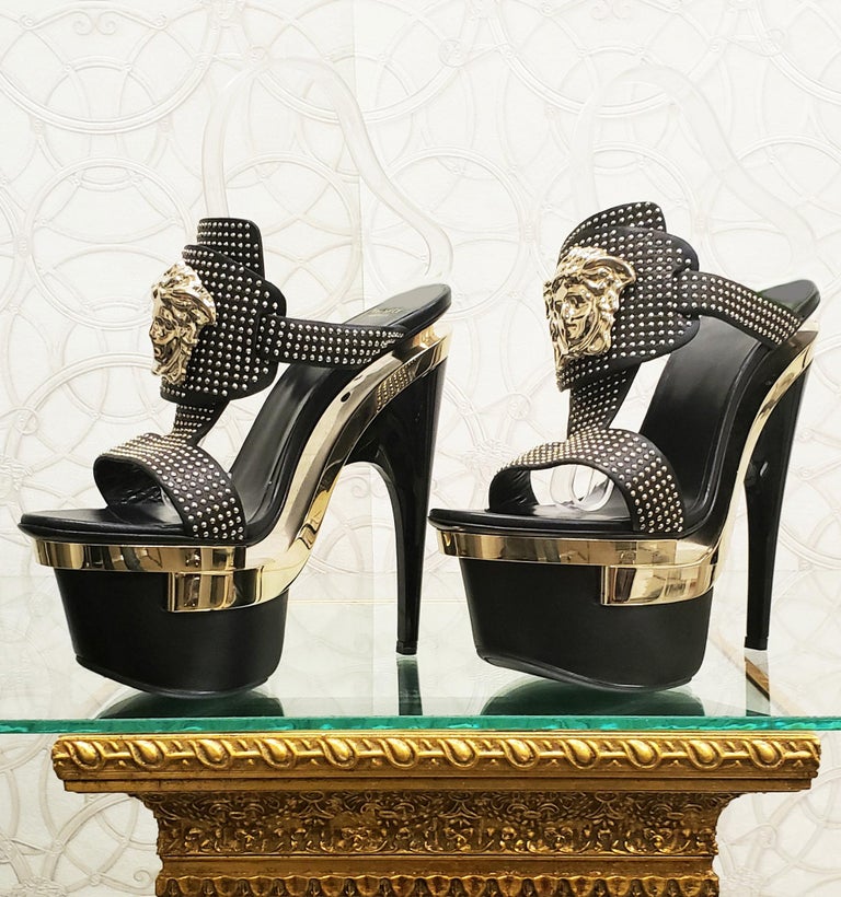 New VERSACE Studded Palazzo Platform Sandals Sz 38, 38.5, 39, 40, 41 For  Sale at 1stDibs