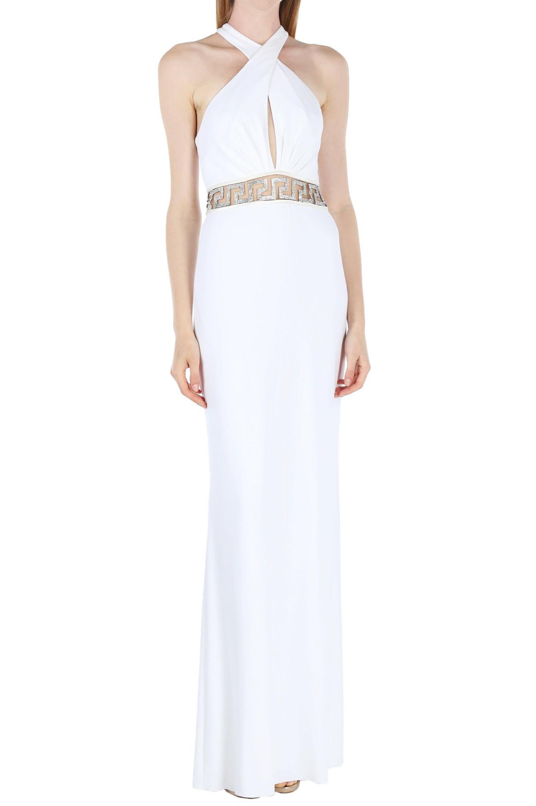 Neu Versace Swarovski-Kristalle Weiß Jersey Kleid Kleid
Designer Größe 42
Weißer Stretch-Jersey, Verzierung mit Swarovski-Kristallen, integriertes Trikotunterteil, hoher Schlitz am Rücken, vollständig gefüttert, Reißverschluss hinten.
Maße: Länge -