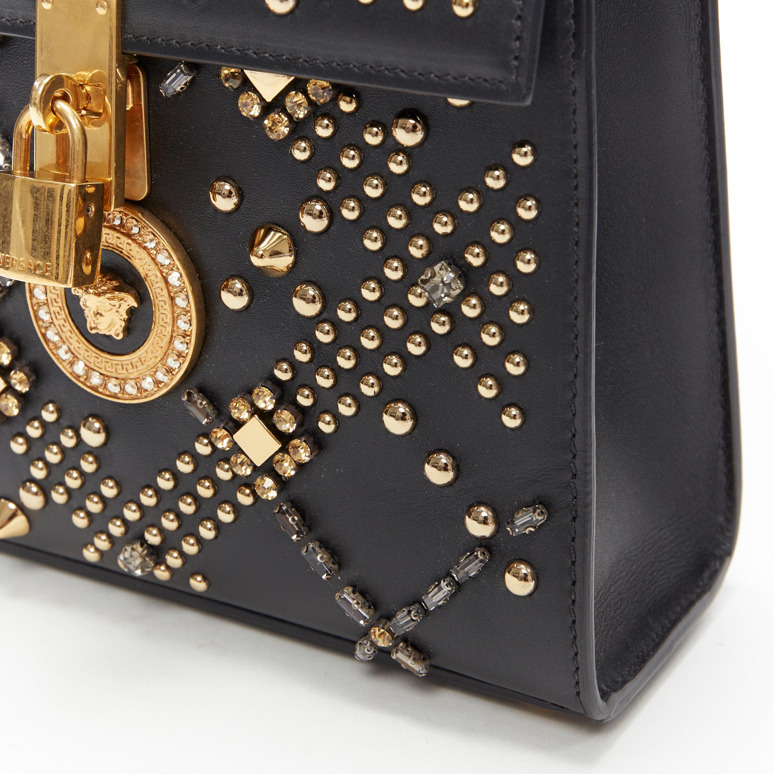 nuova borsa VERSACE Tribute Icon 1993 in pelle di vitello nera con borchie di cristallo Medusa con patta kelly 3